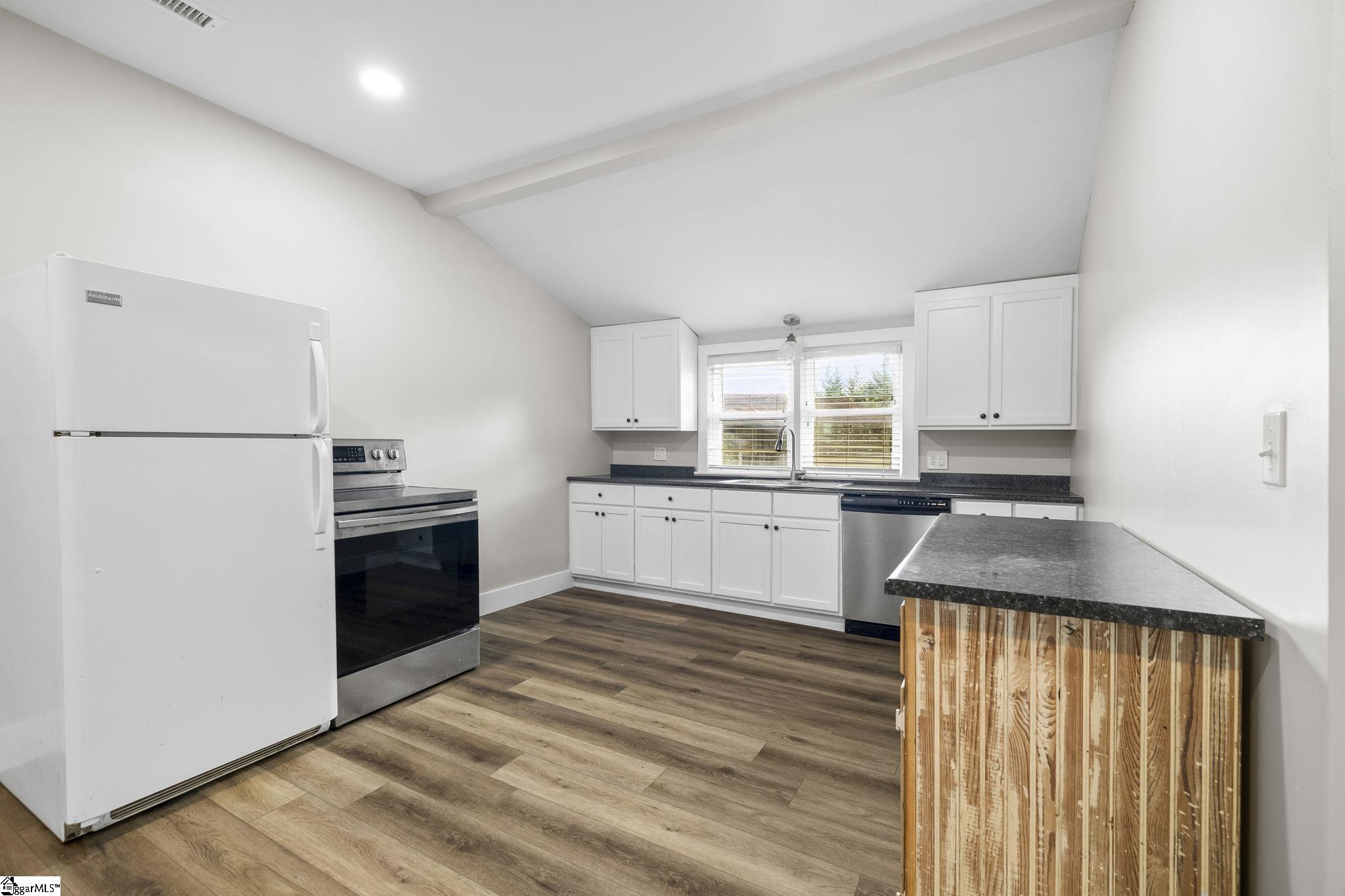 2811 Locust Hill Road Taylors, SC 29687