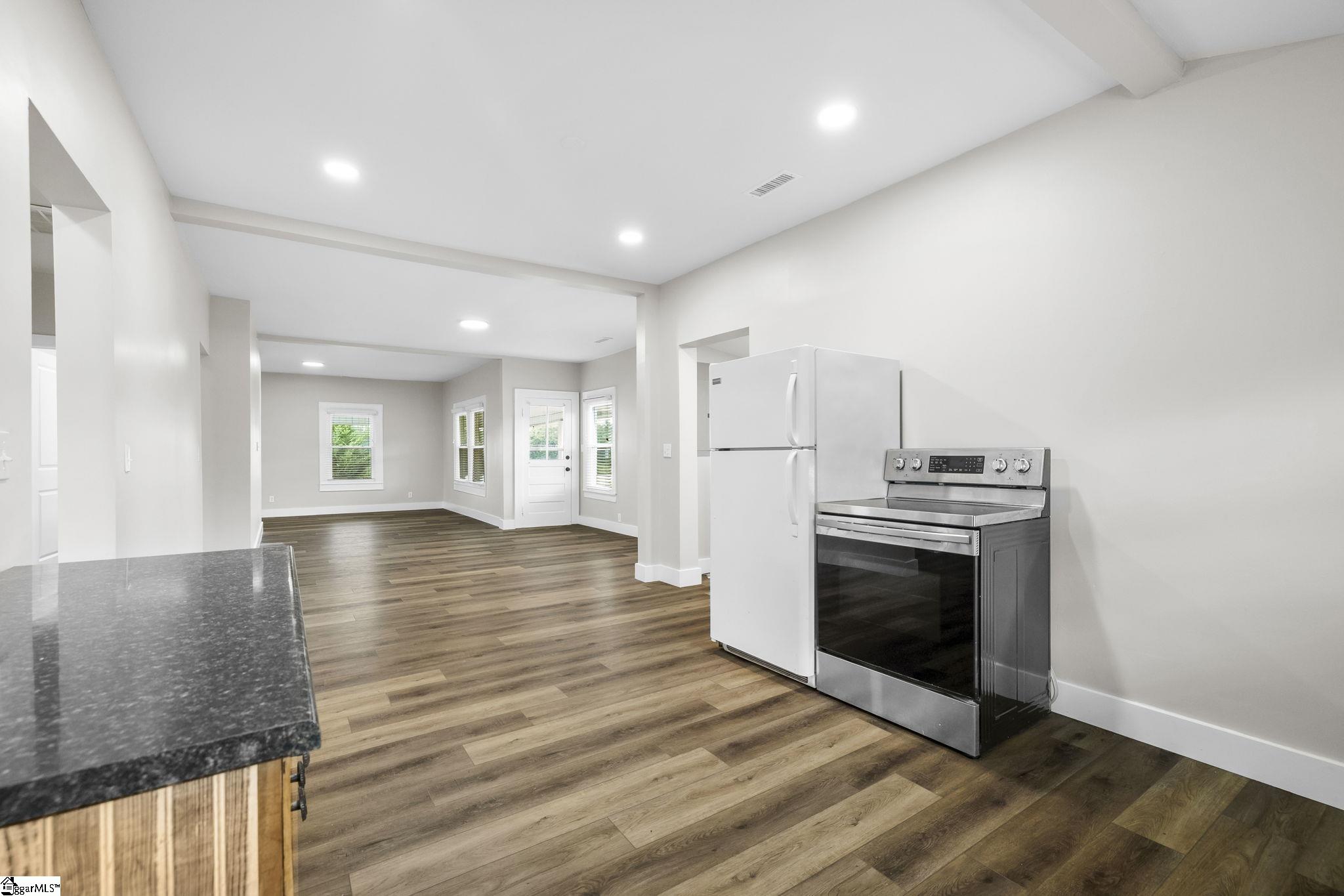 2811 Locust Hill Road Taylors, SC 29687