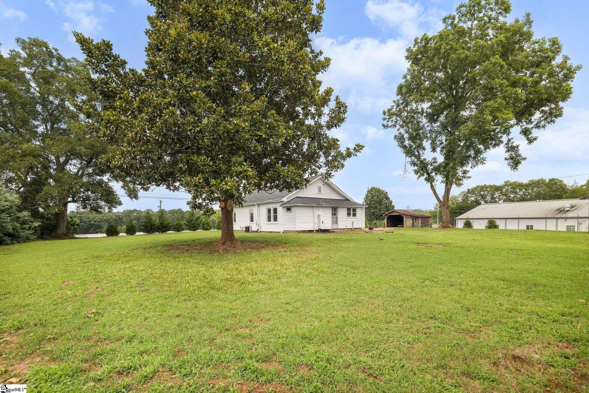 2811 Locust Hill Road Taylors, SC 29687
