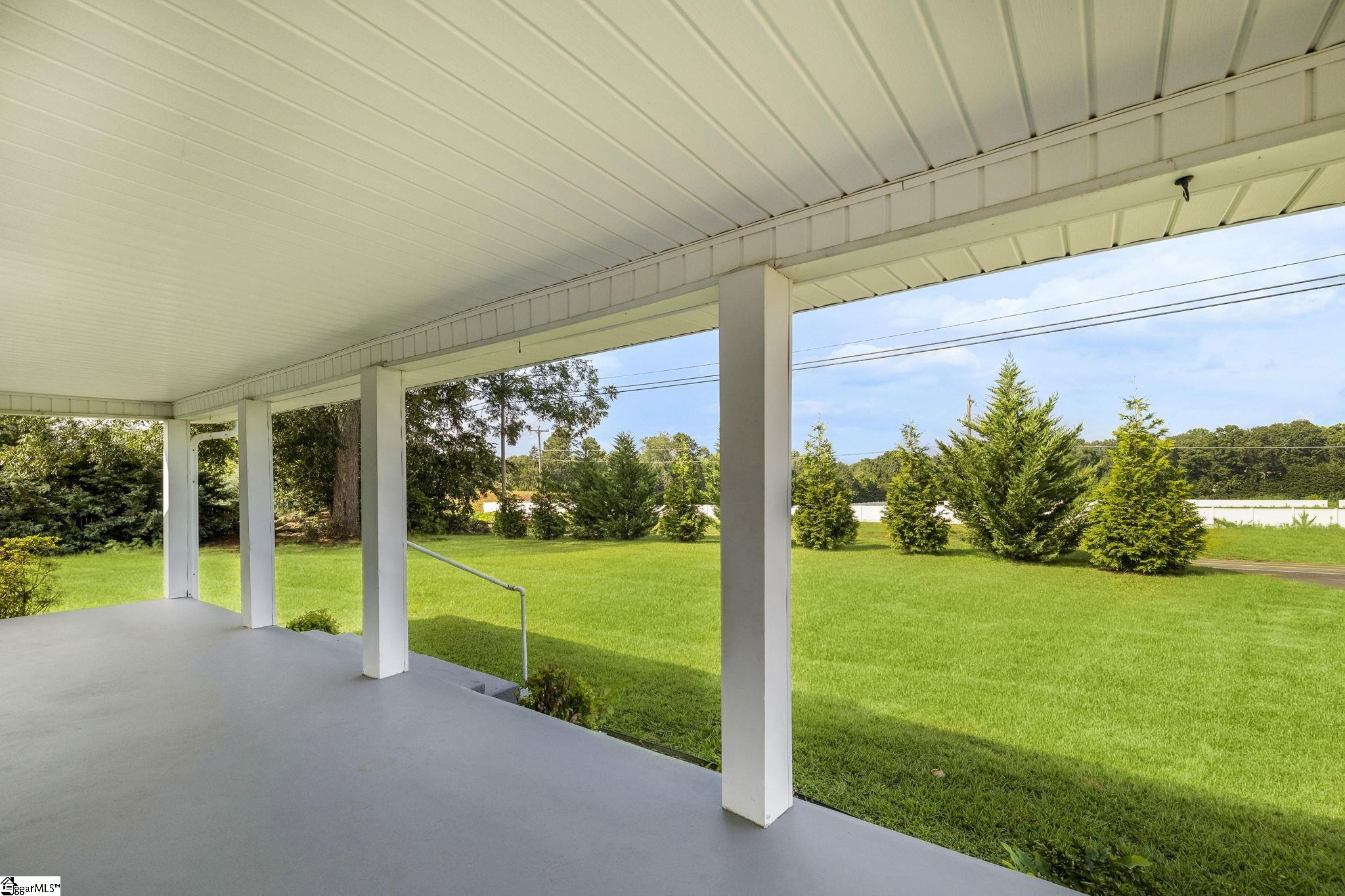2811 Locust Hill Road Taylors, SC 29687