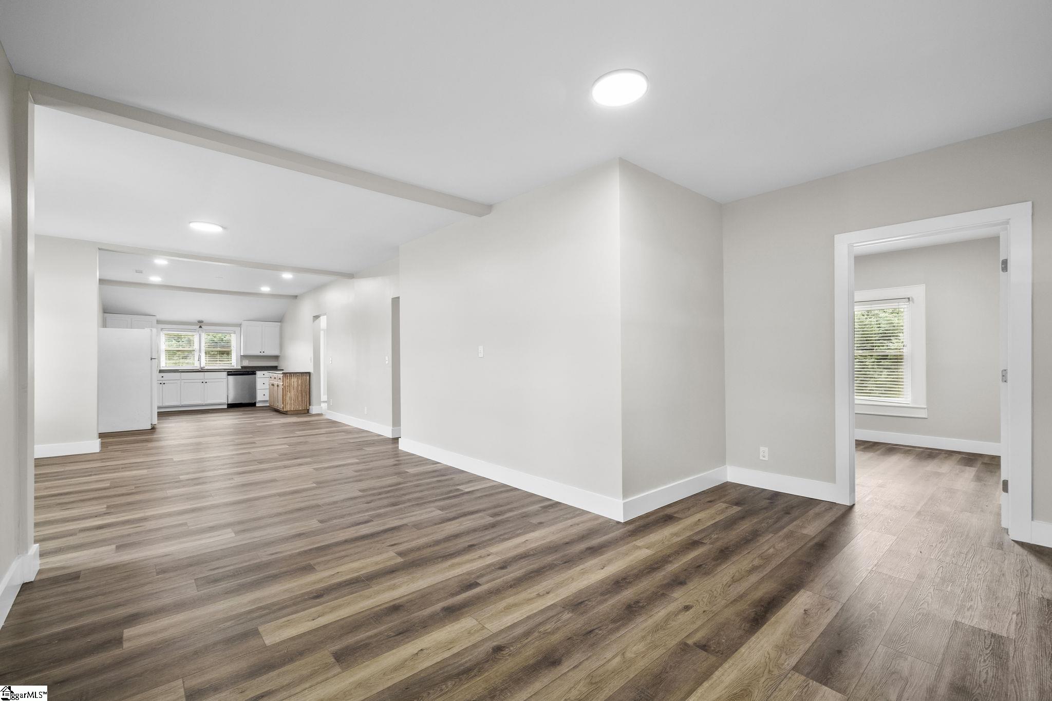 2811 Locust Hill Road Taylors, SC 29687