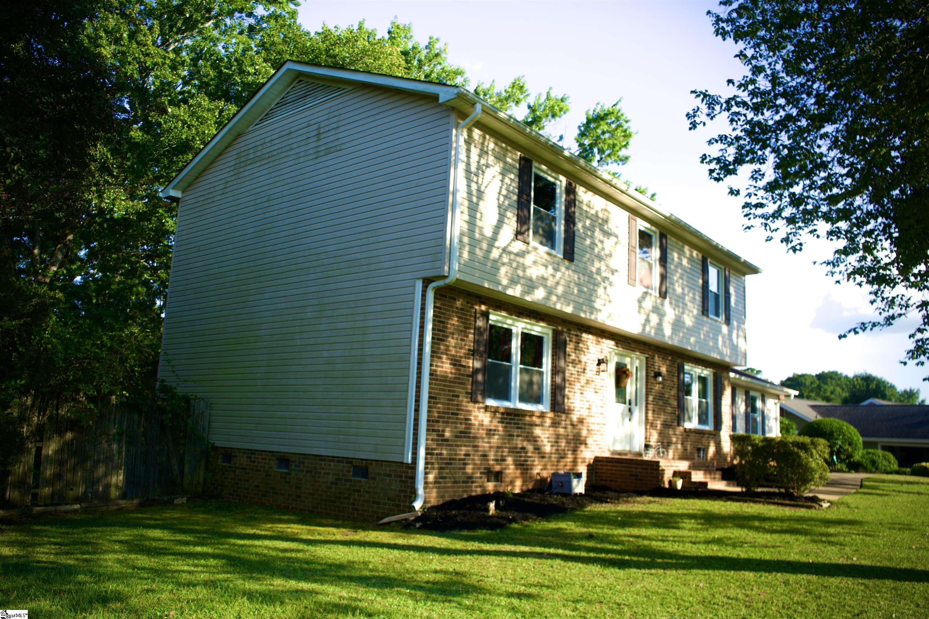 126 Jay Circle Moore, SC 29369