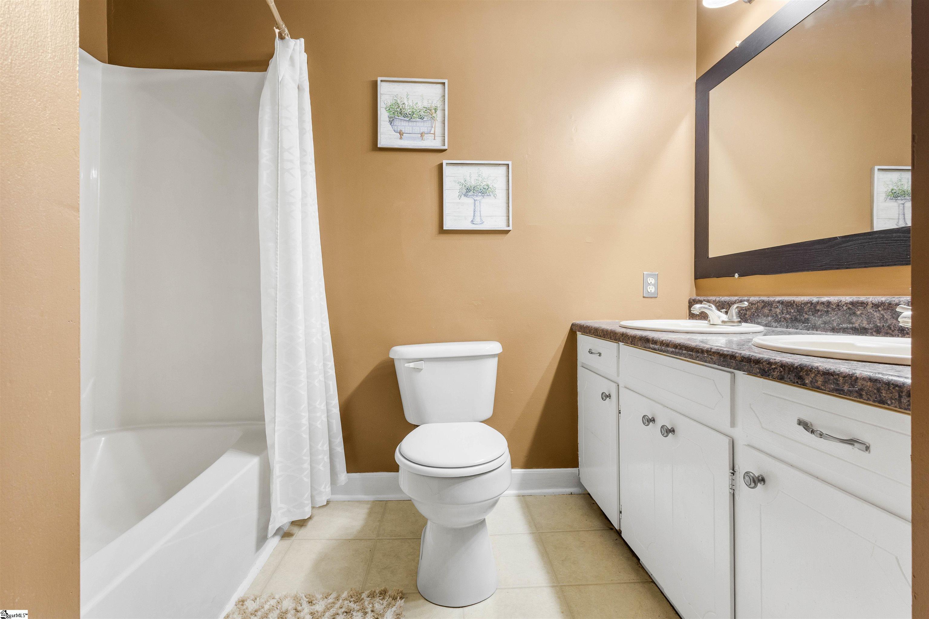 108 Edgewood Drive Laurens, SC 29360