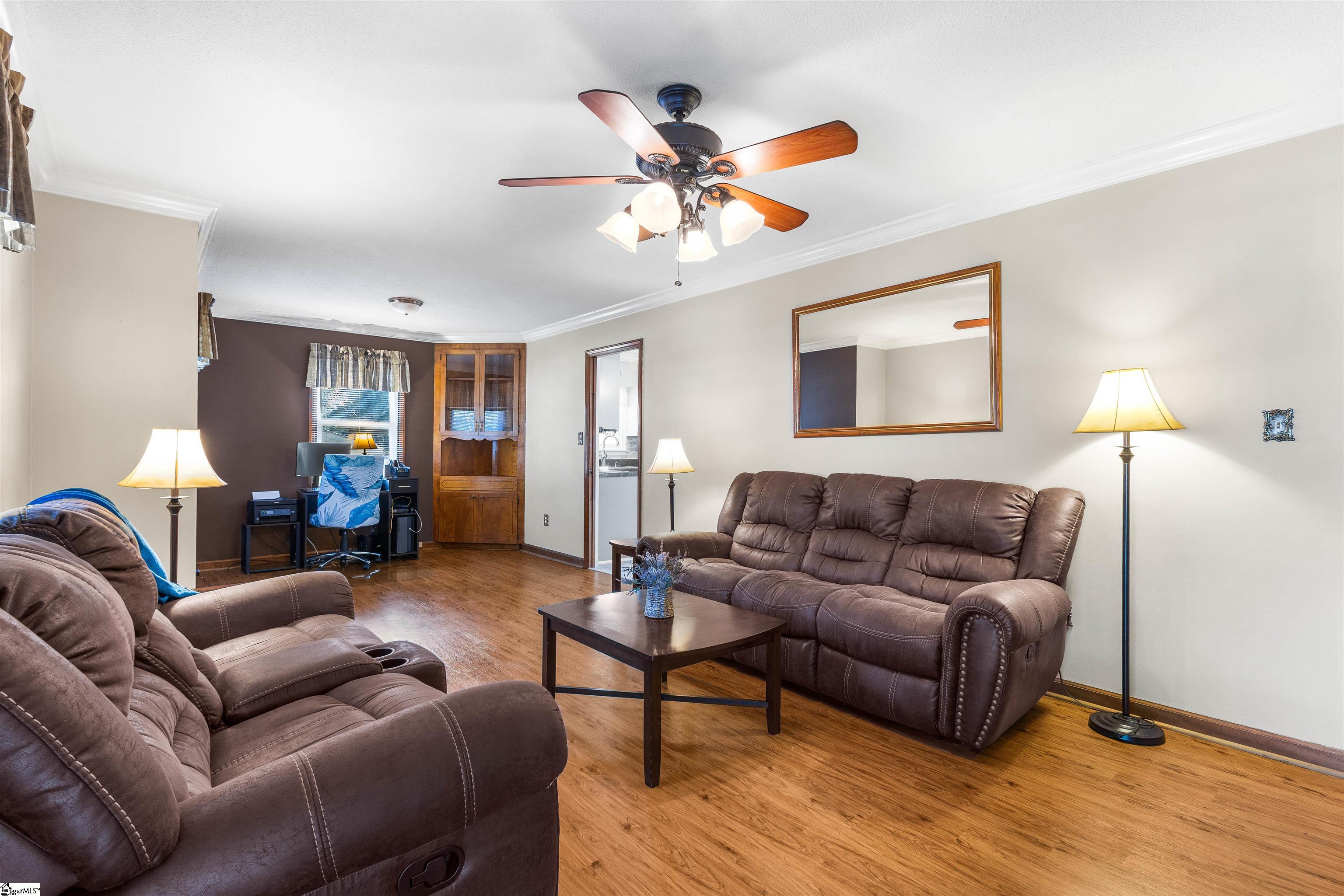 108 Edgewood Drive Laurens, SC 29360