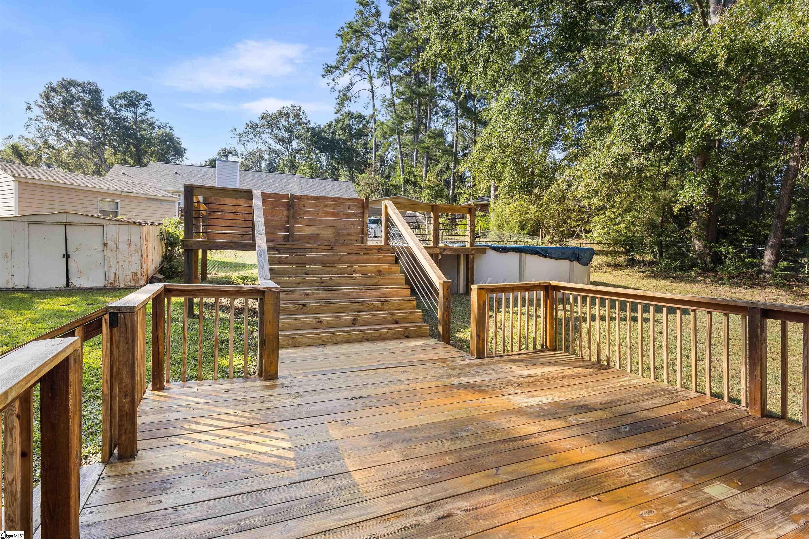 108 Edgewood Drive Laurens, SC 29360