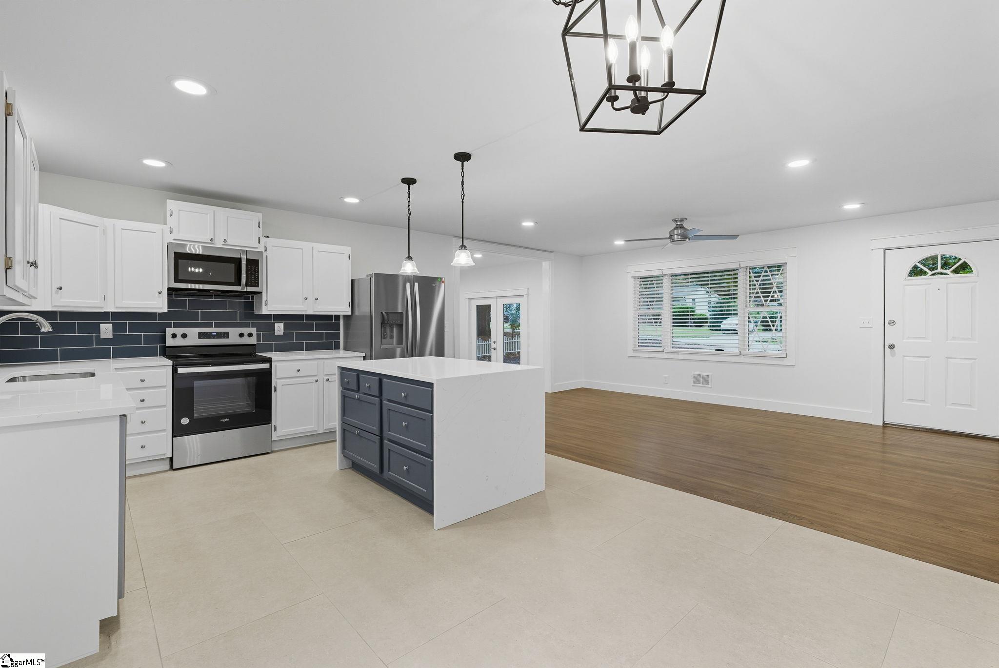 104 Elaine Avenue Taylors, SC 29687