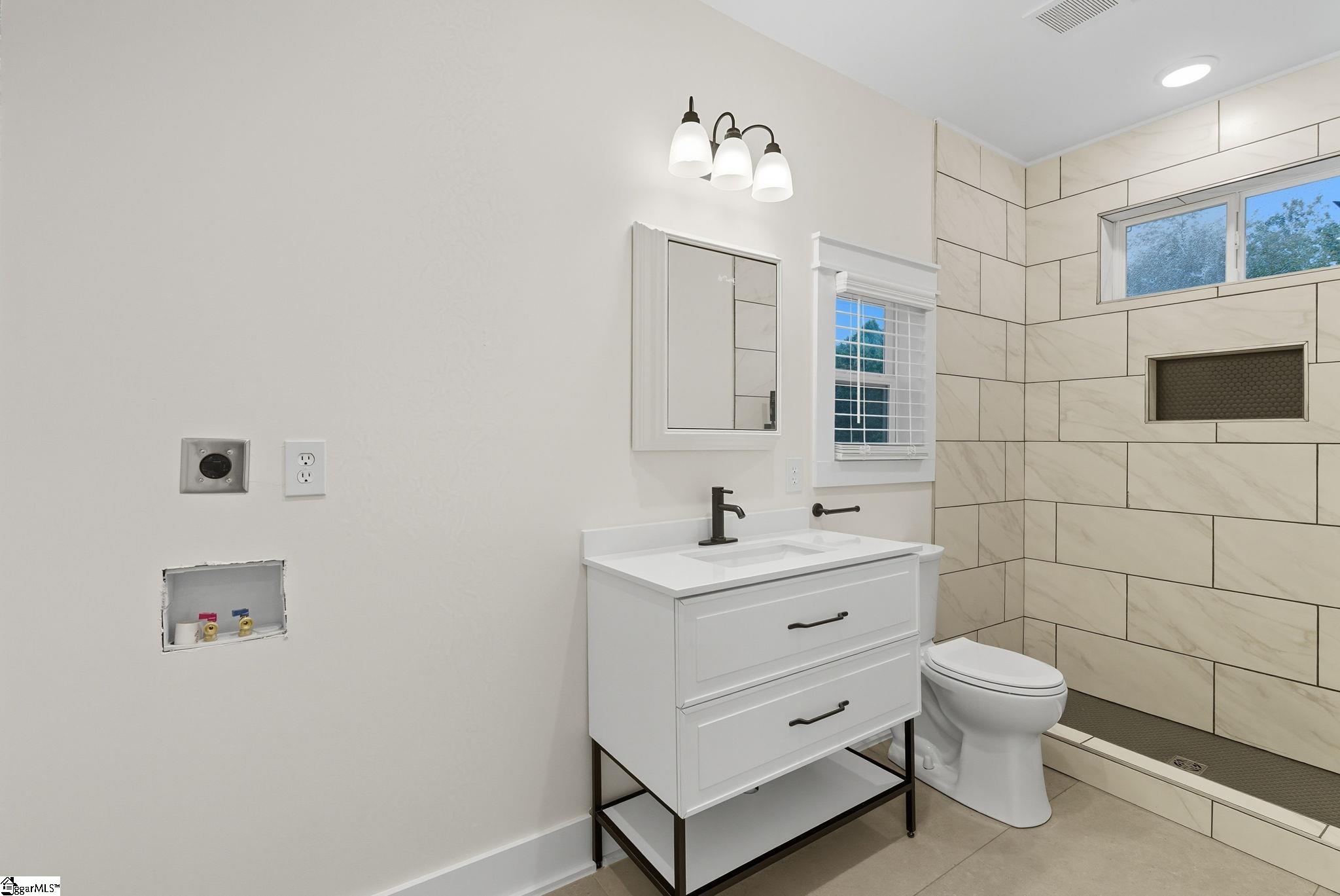 104 Elaine Avenue Taylors, SC 29687