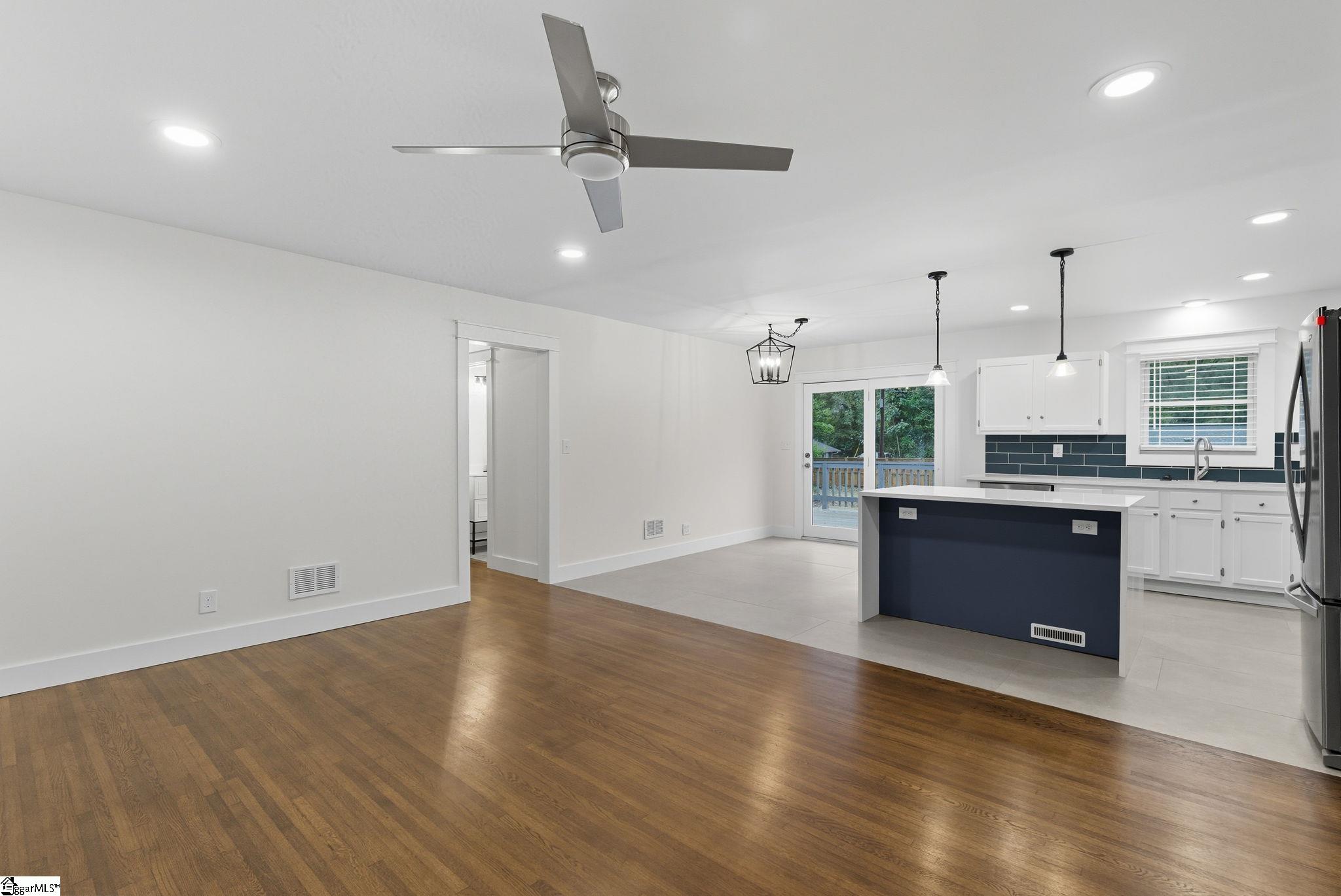 104 Elaine Avenue Taylors, SC 29687
