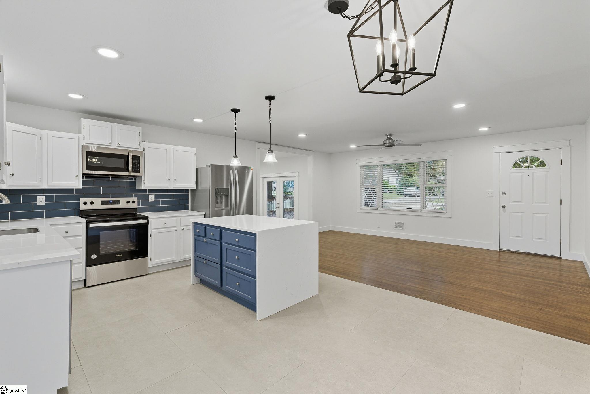 104 Elaine Avenue Taylors, SC 29687