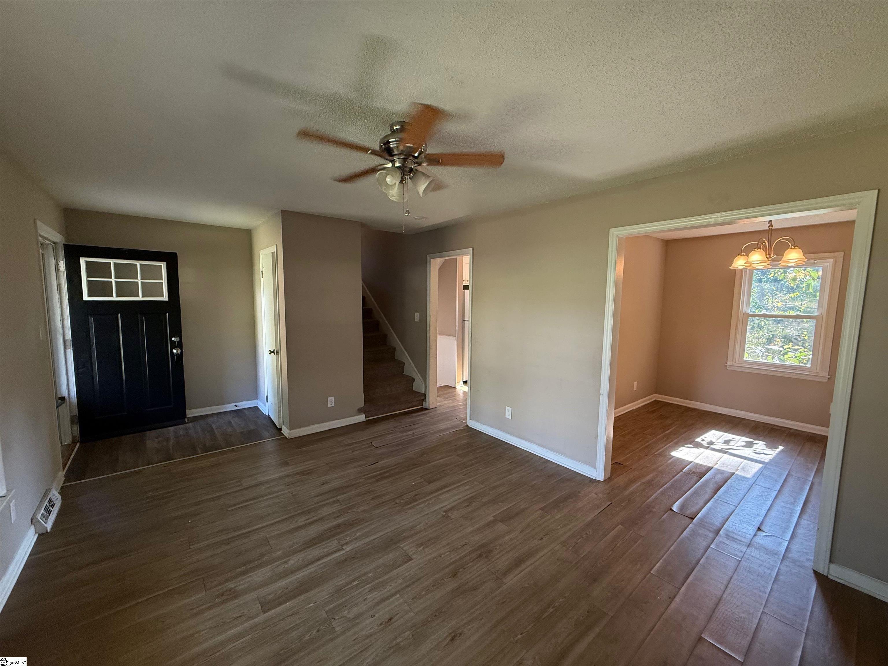 309 Willow Oaks Drive Spartanburg, SC 29301-2048