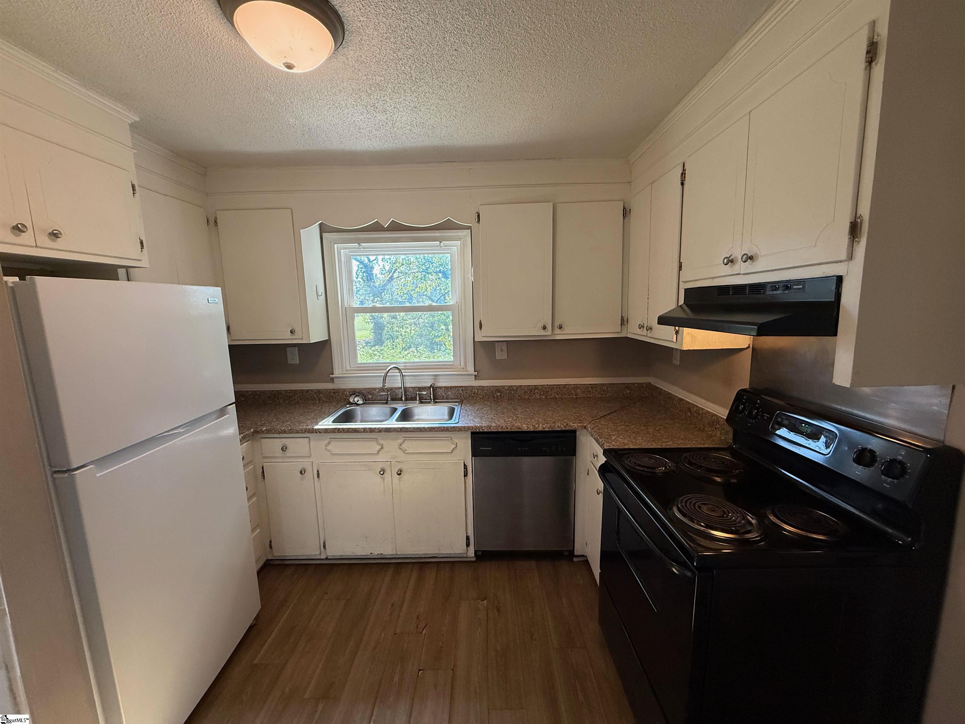 309 Willow Oaks Drive Spartanburg, SC 29301-2048