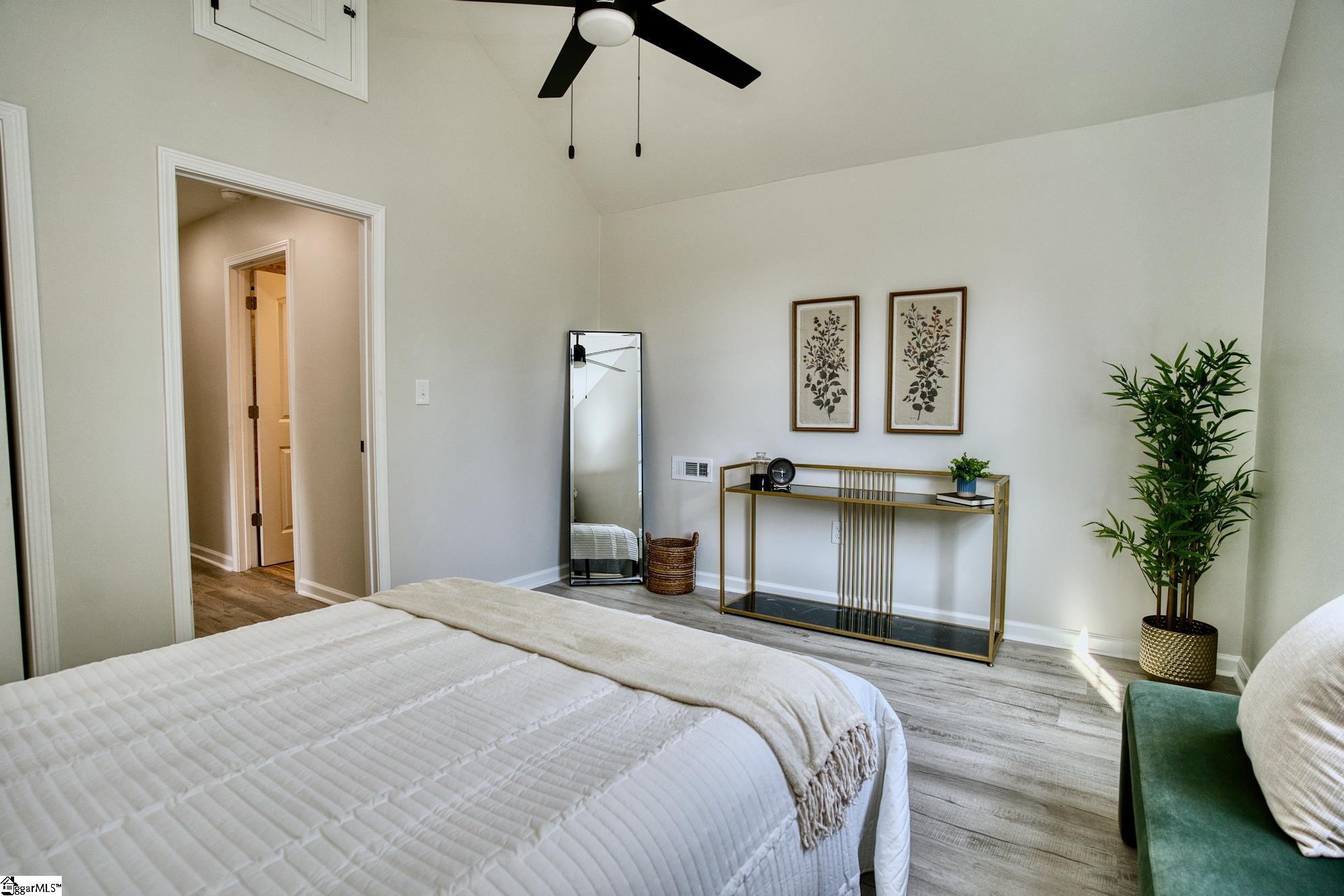113 S 8th Street Easley, SC 29640