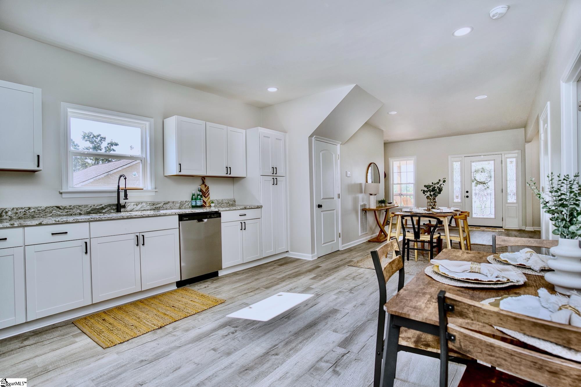 113 S 8th Street Easley, SC 29640