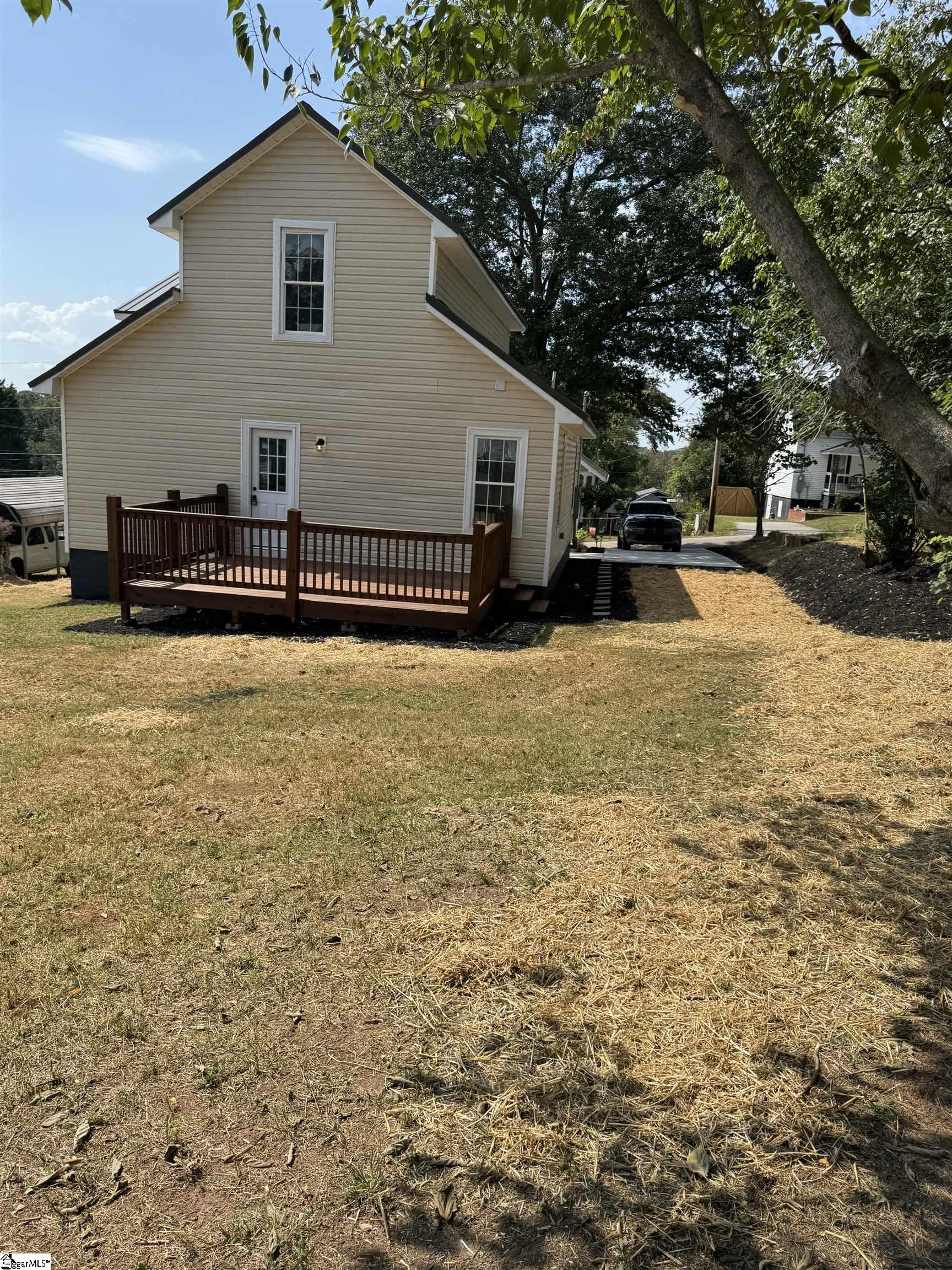 113 S 8th Street Easley, SC 29640