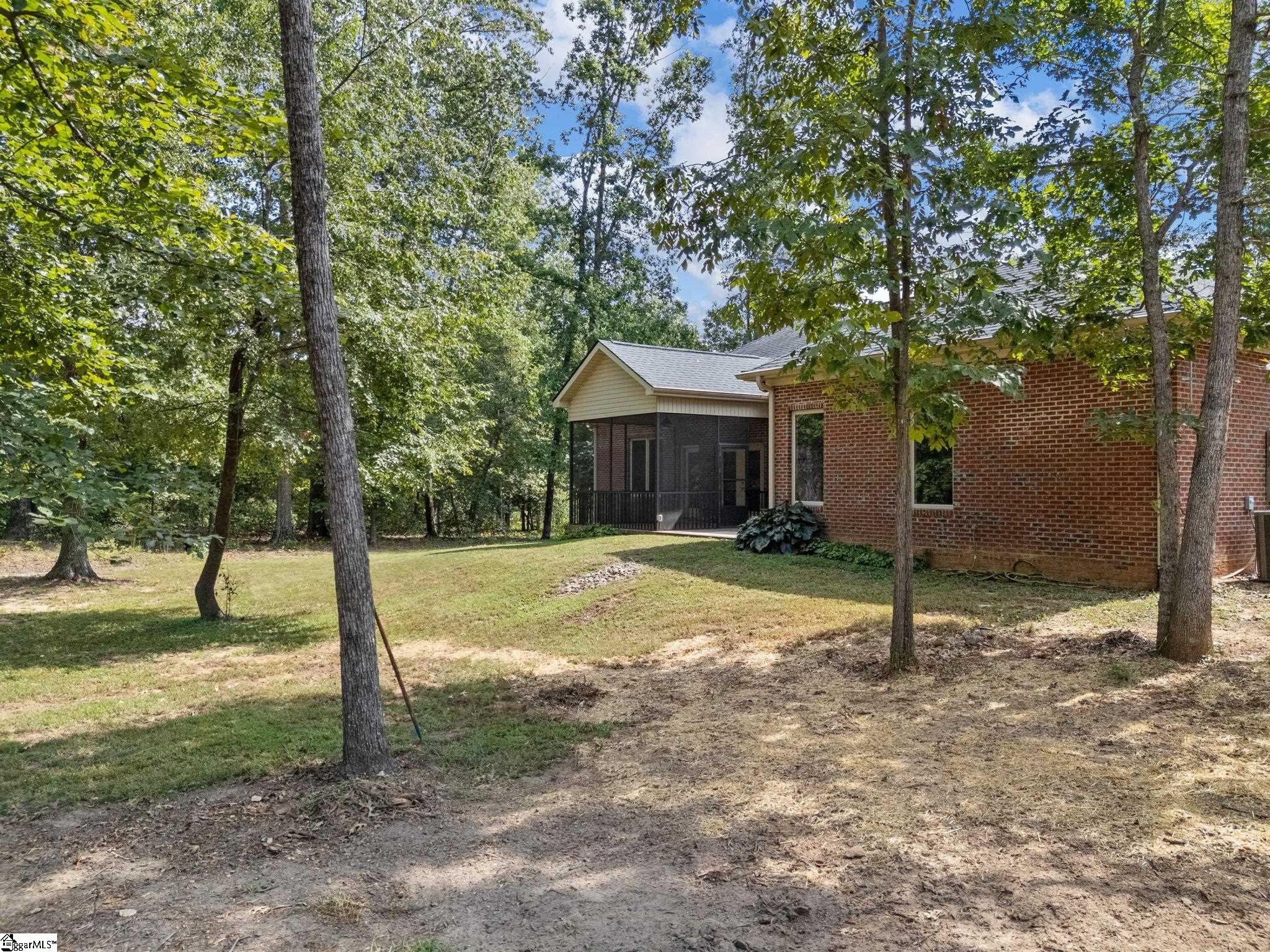 107 Coachman Drive Simpsonville, SC 29681