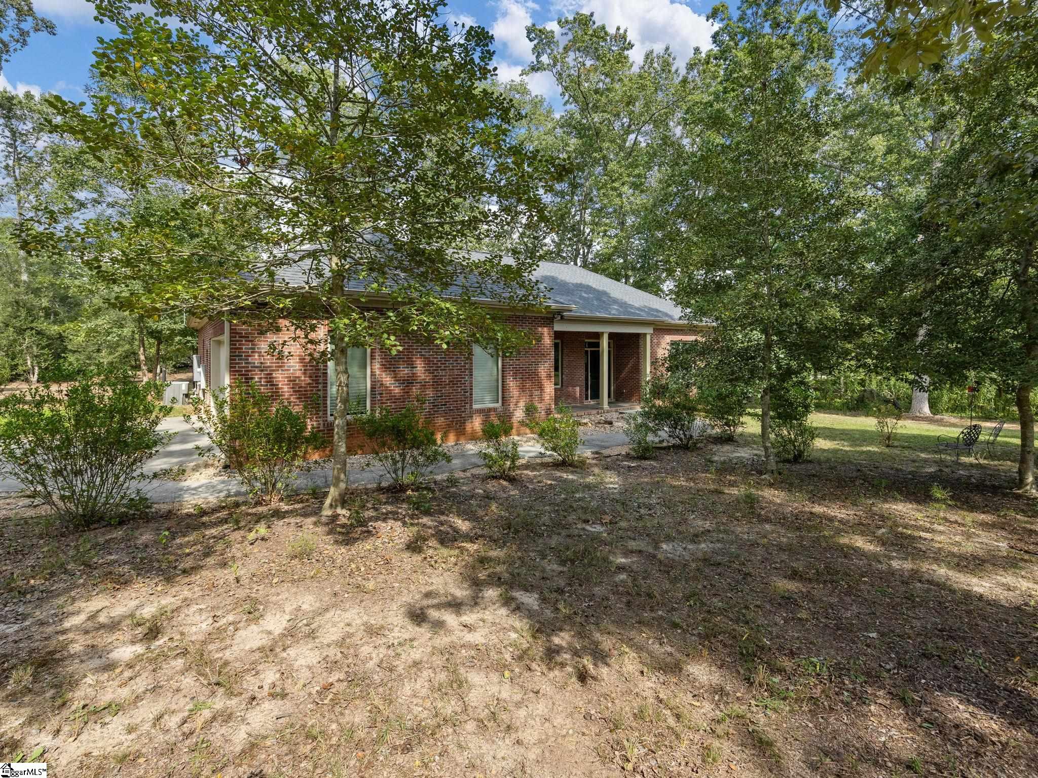 107 Coachman Drive Simpsonville, SC 29681
