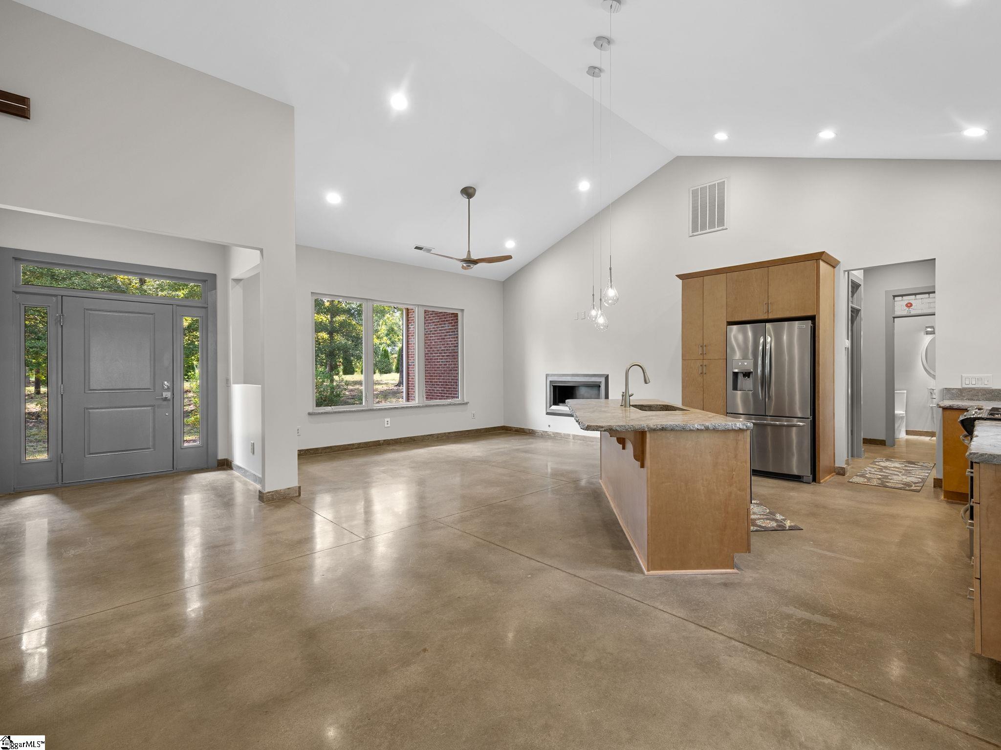107 Coachman Drive Simpsonville, SC 29681