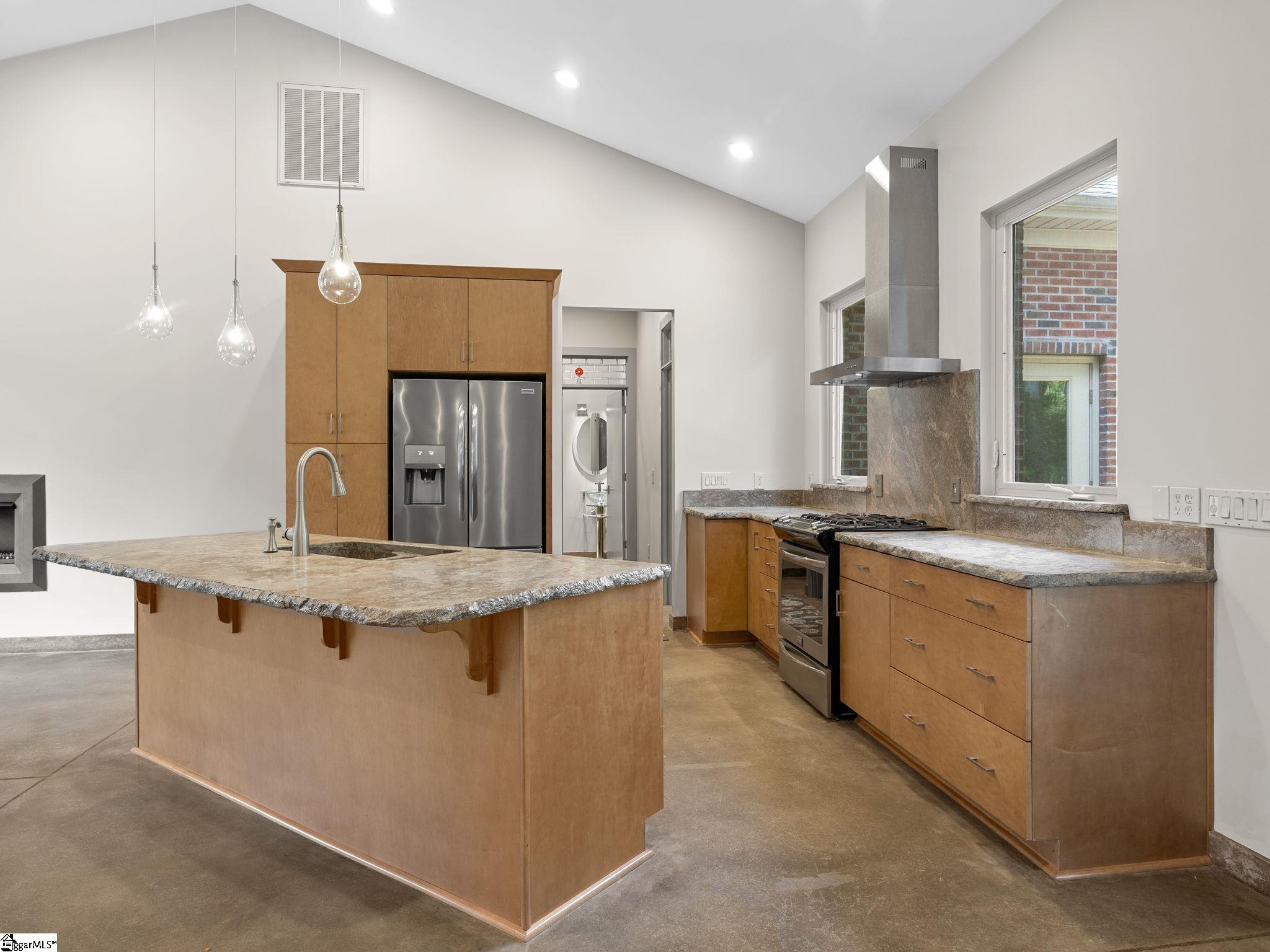 107 Coachman Drive Simpsonville, SC 29681