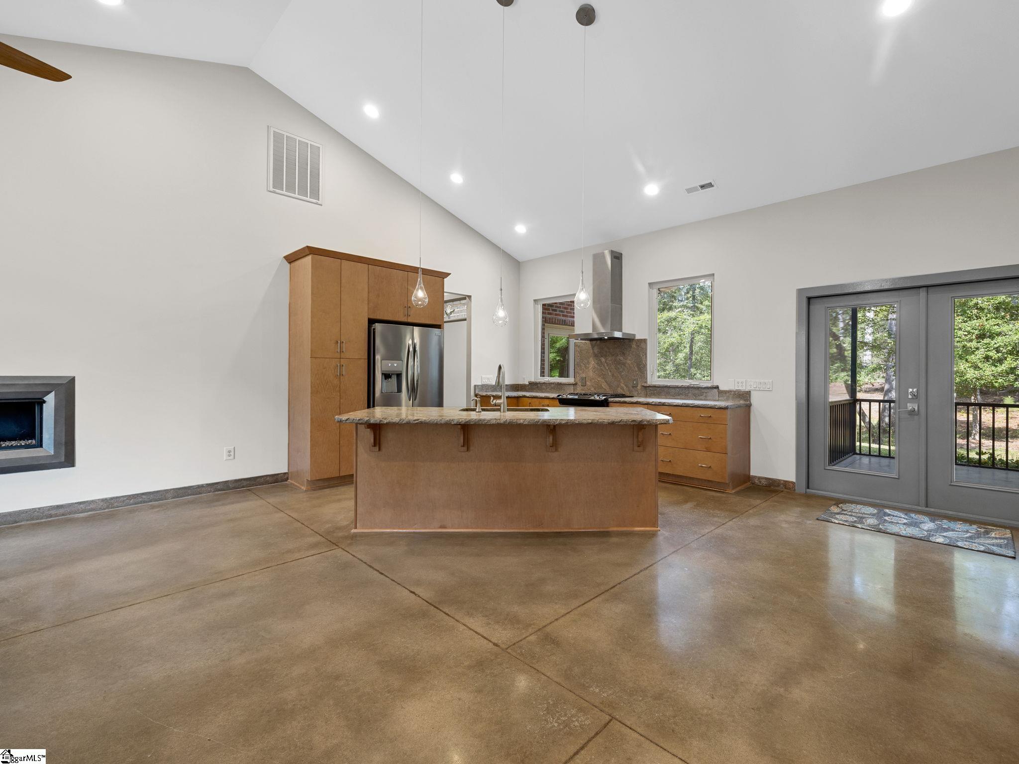 107 Coachman Drive Simpsonville, SC 29681