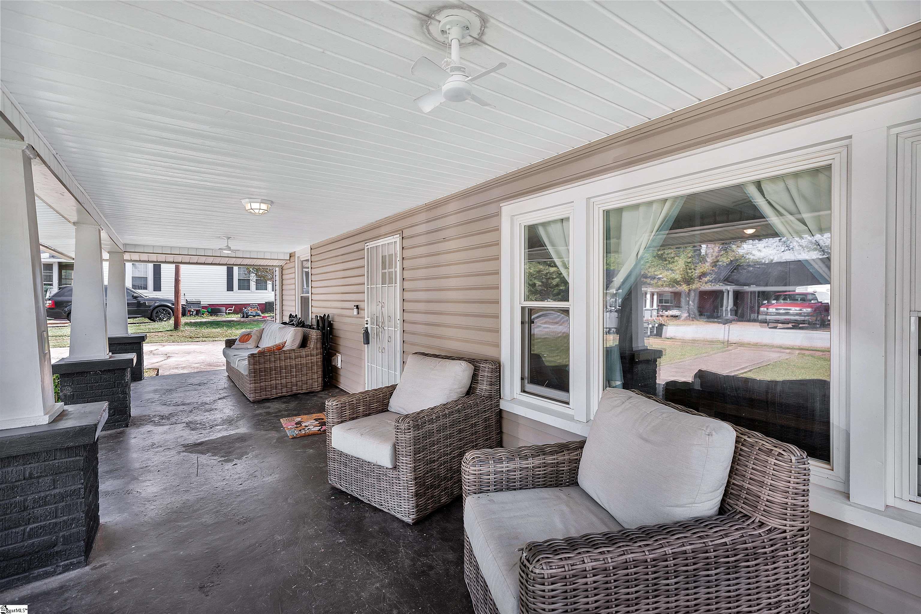 110 W Woodside Circle Liberty, SC 29657-1537