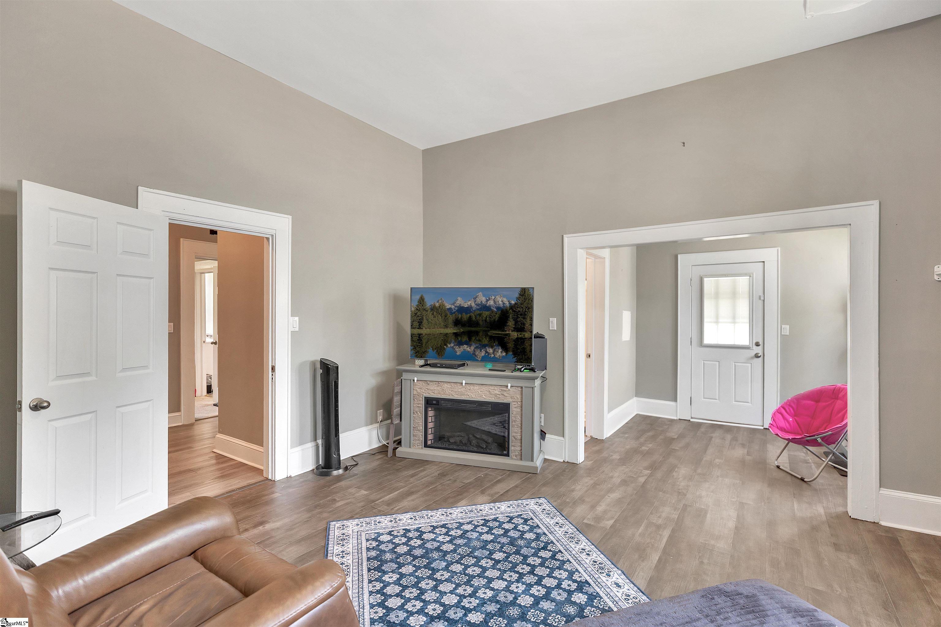 110 W Woodside Circle Liberty, SC 29657-1537