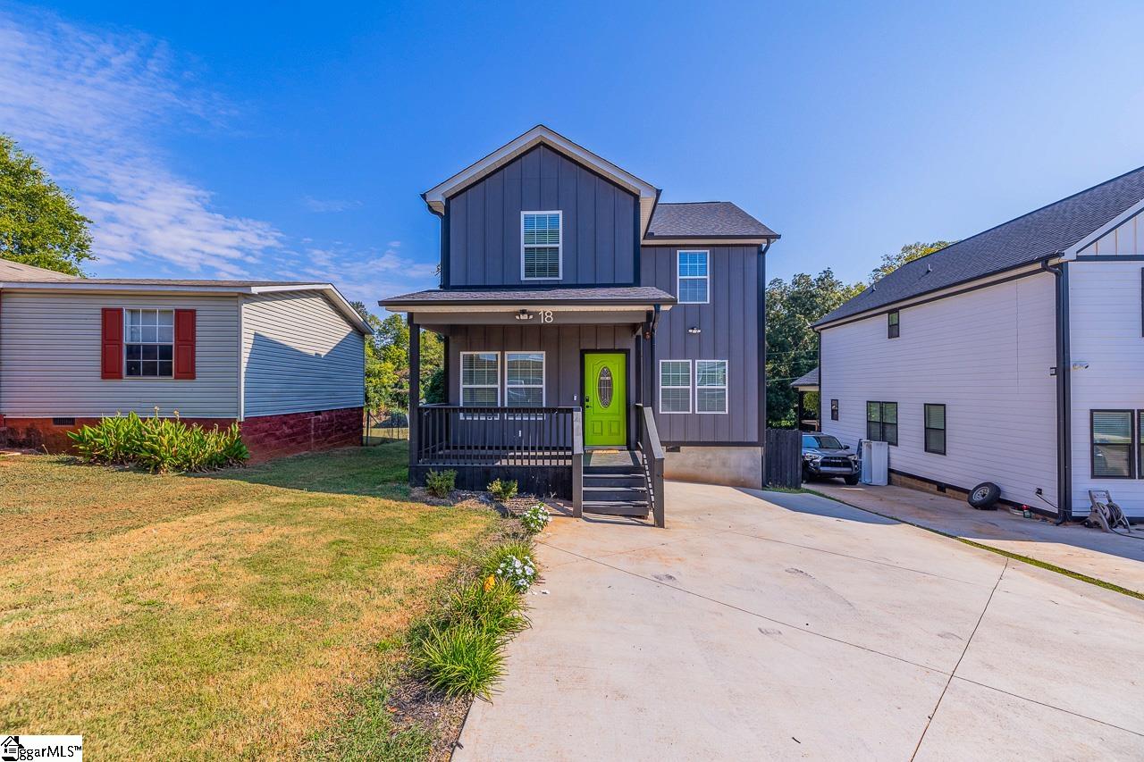 18 Blackwood Street Greenville, SC 29611