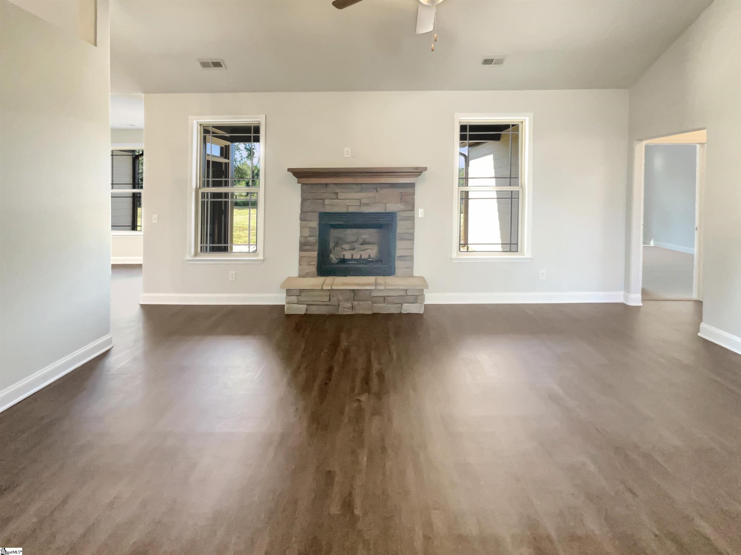 917 Garnet Circle Chesnee, SC 29323