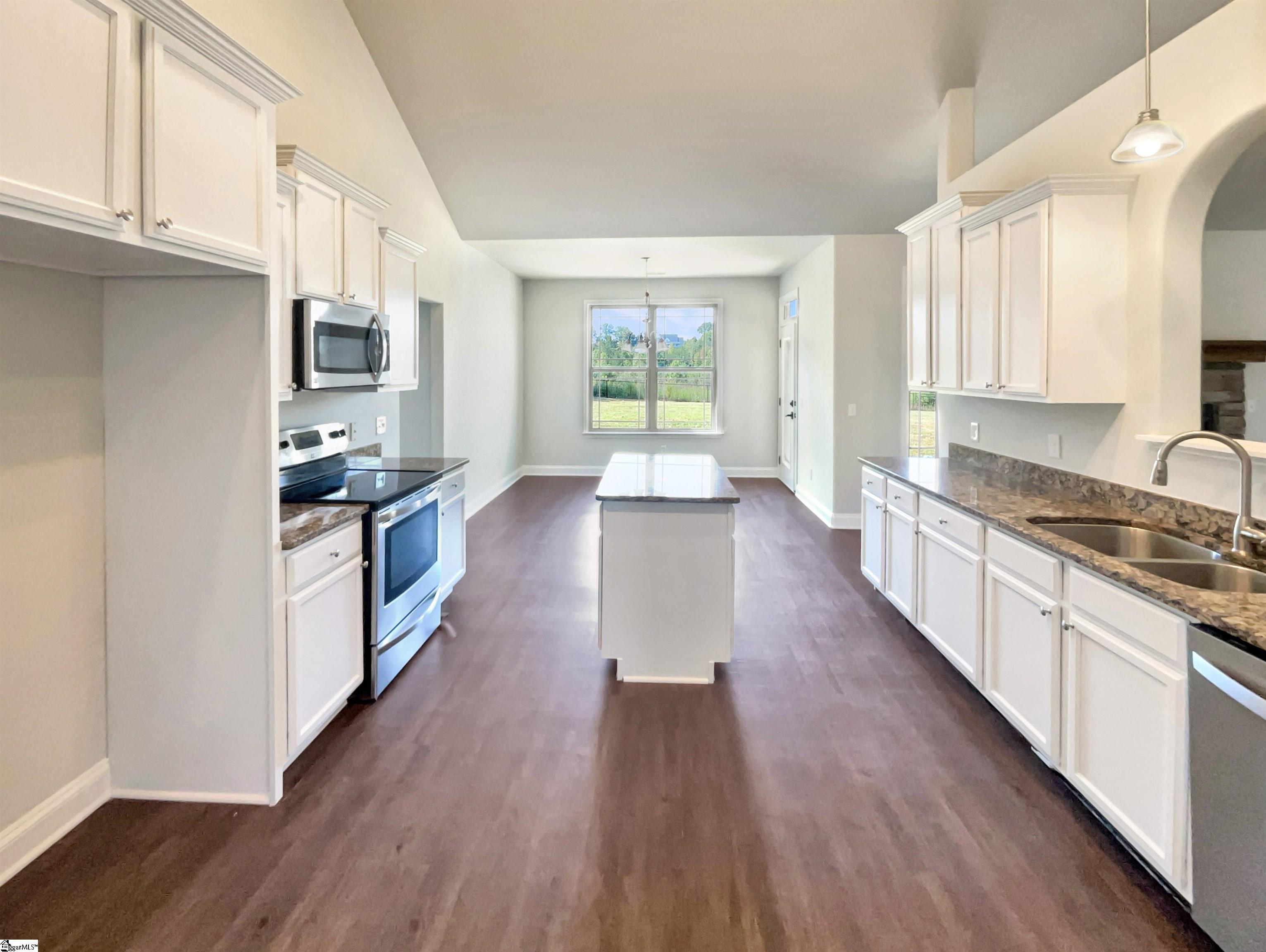 917 Garnet Circle Chesnee, SC 29323