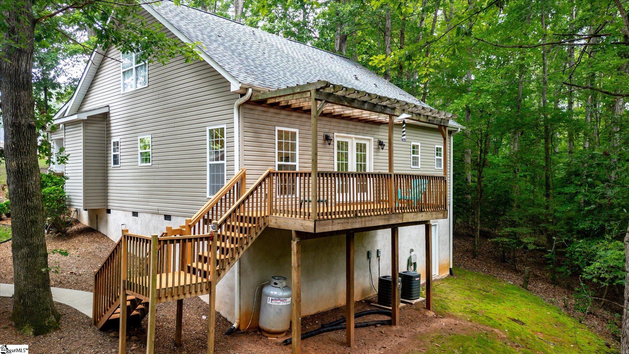 102 Hunt Valley Circle Piedmont, SC 29673