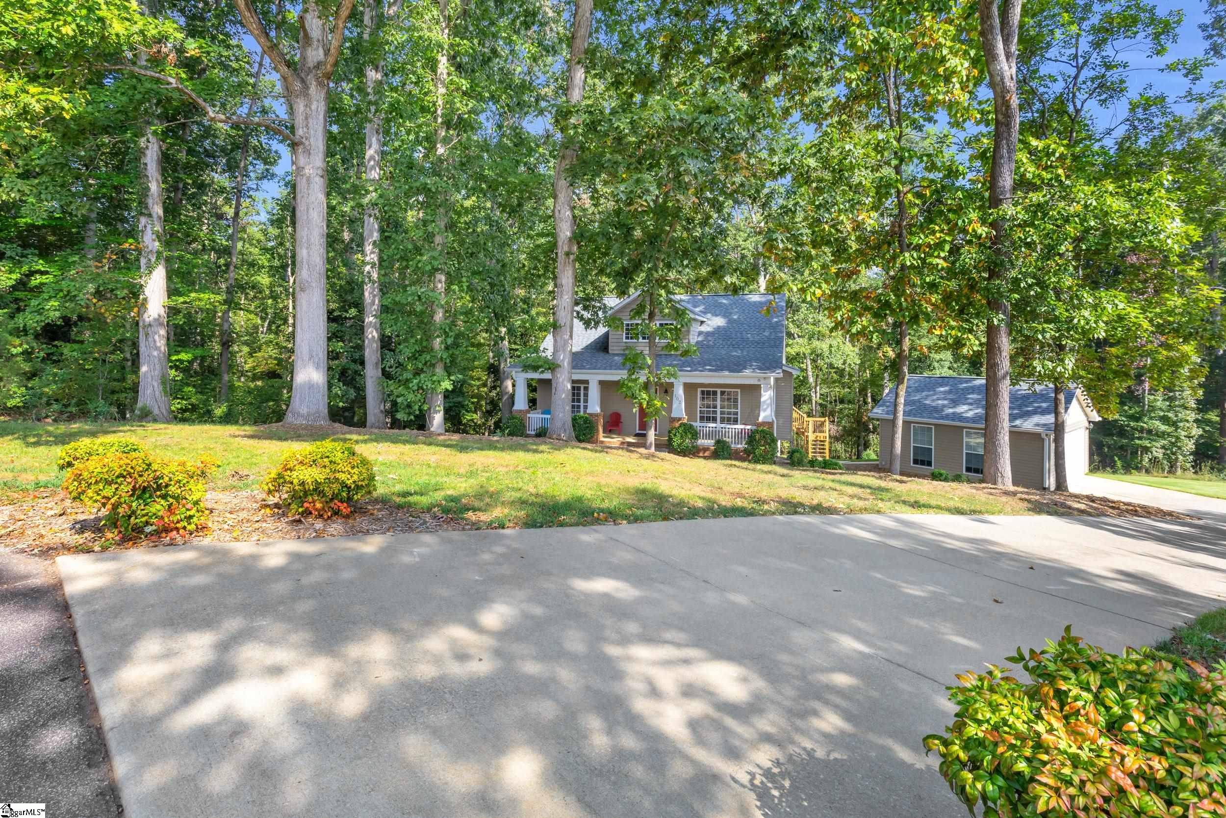 102 Hunt Valley Circle Piedmont, SC 29673