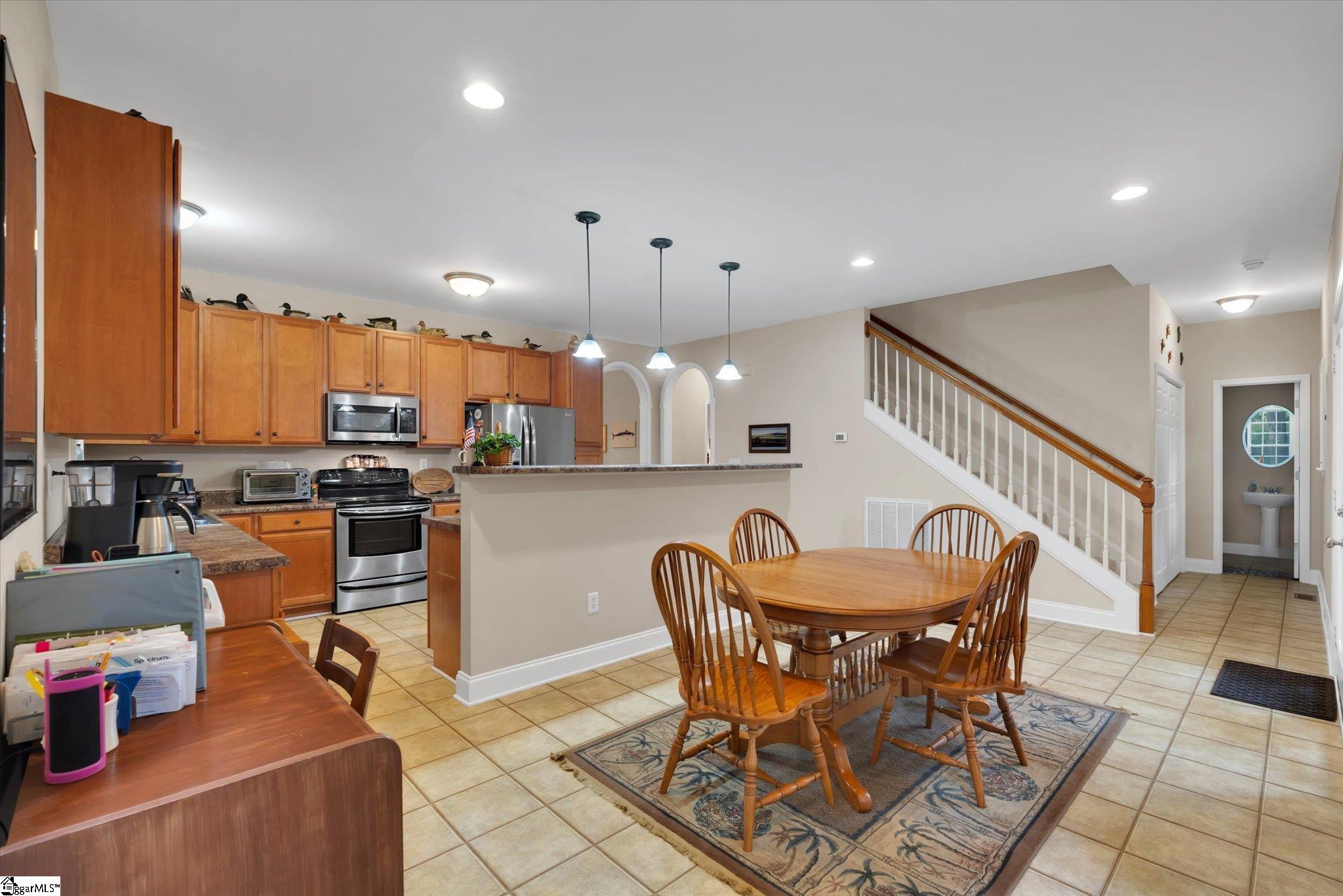 102 Hunt Valley Circle Piedmont, SC 29673