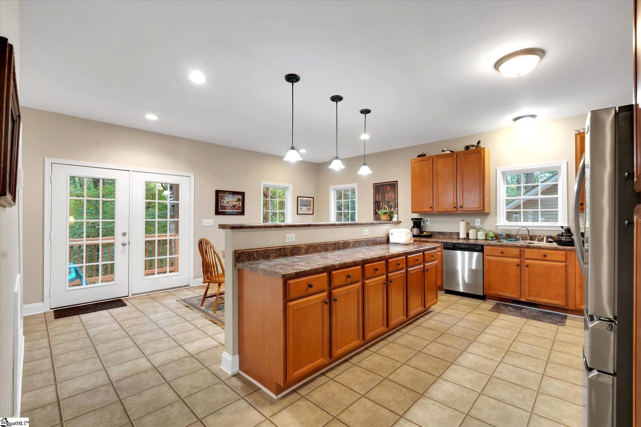 102 Hunt Valley Circle Piedmont, SC 29673
