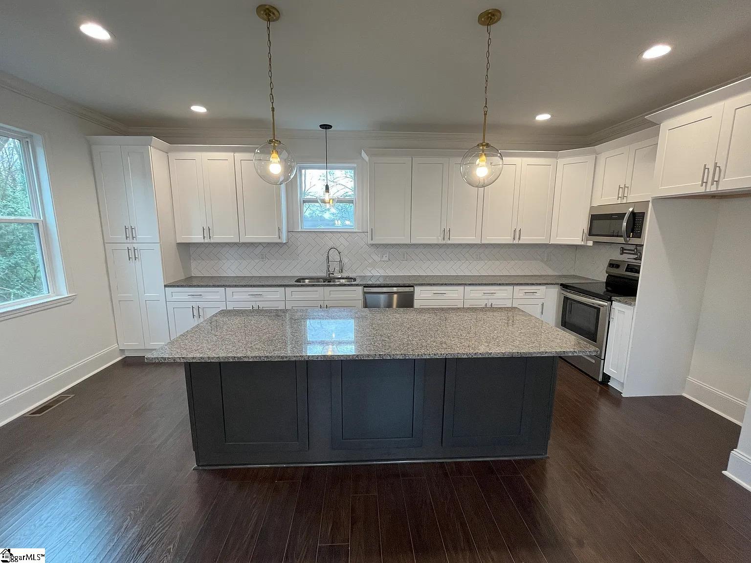 305 Averill Street Greenville, SC 29611