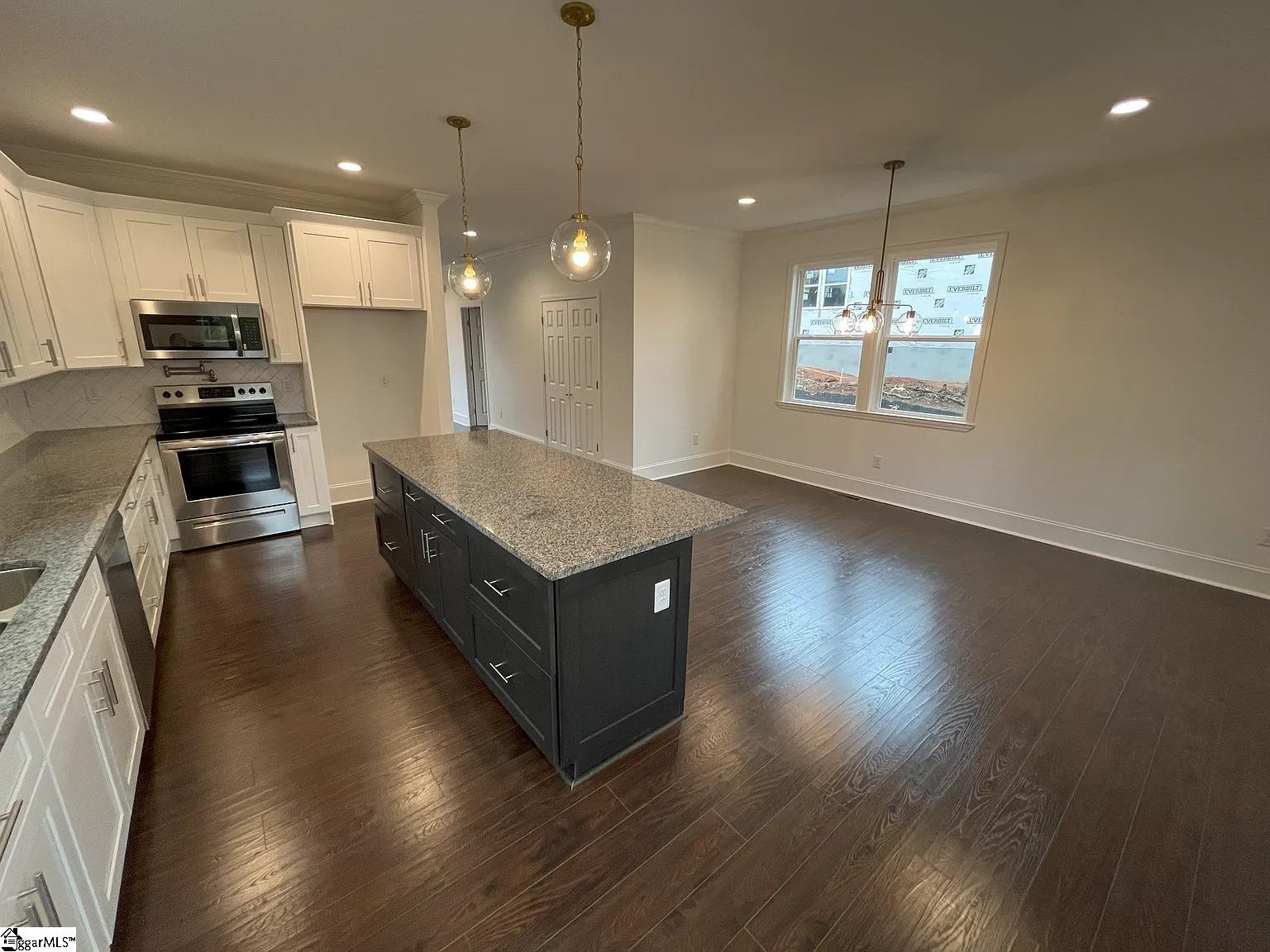 305 Averill Street Greenville, SC 29611