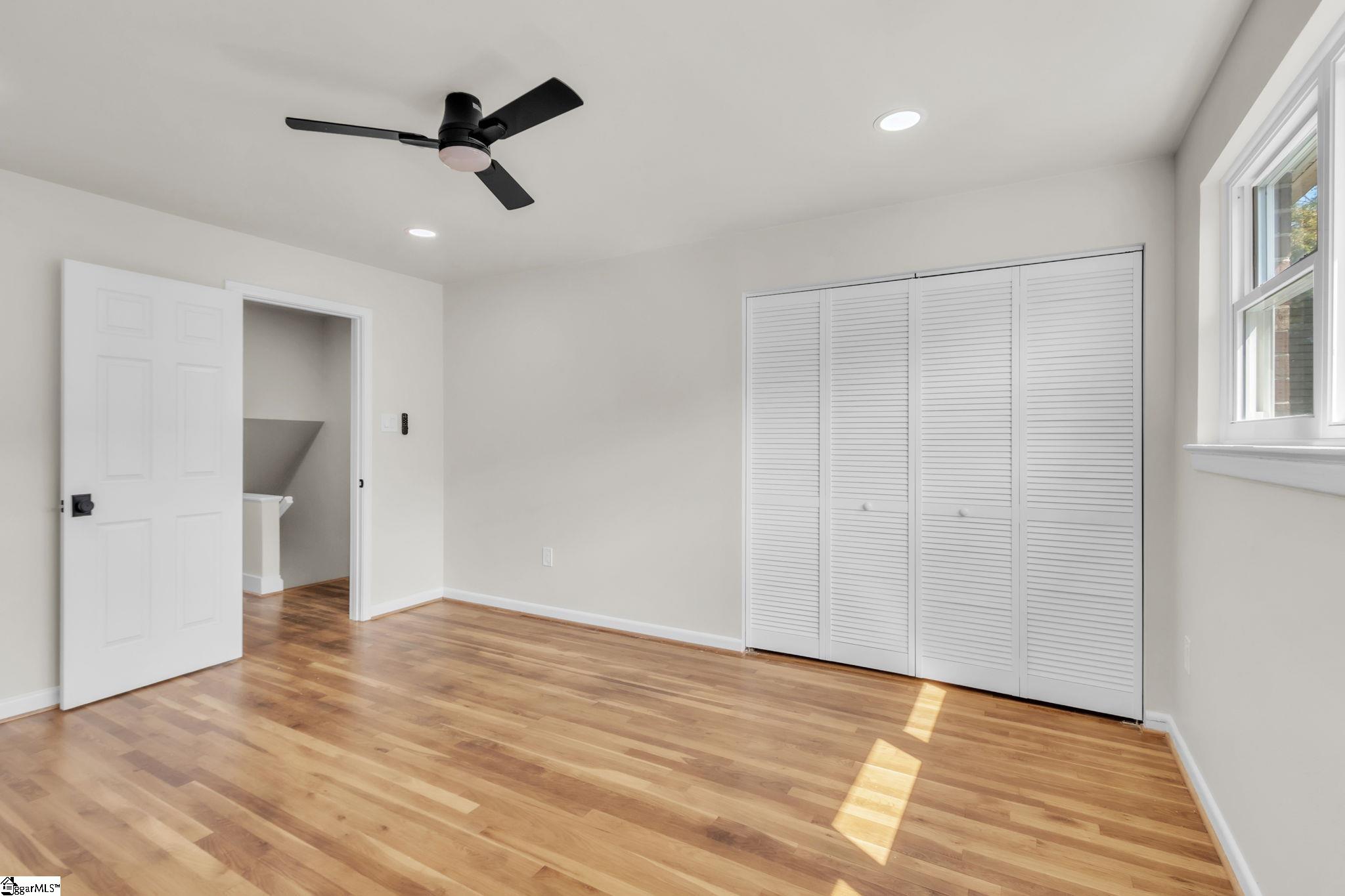 2530 E North (9-H) Street Greenville, SC 29615