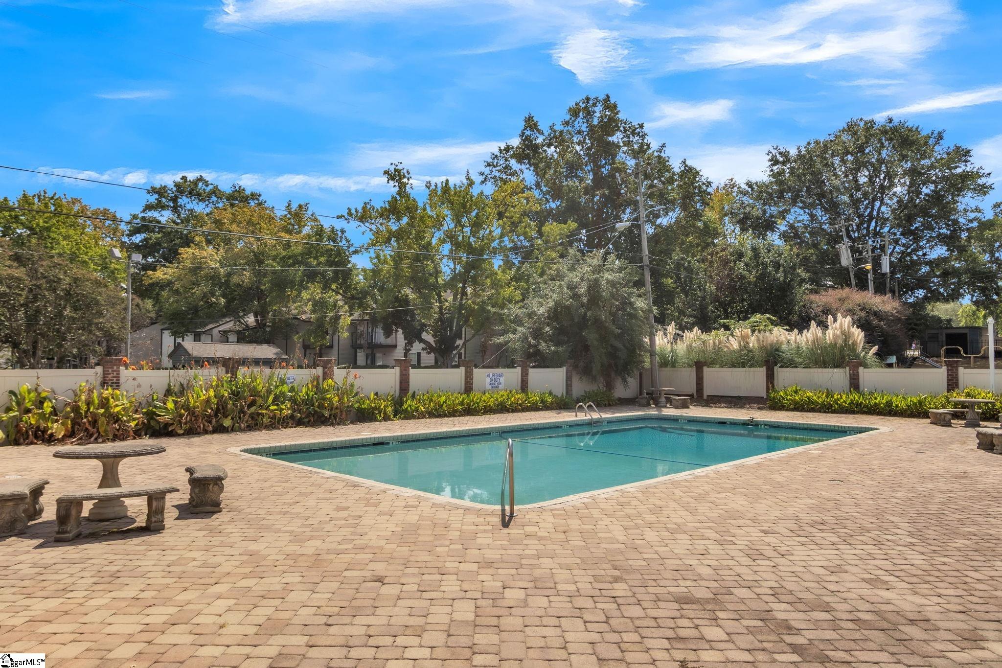 2530 E North (9-H) Street Greenville, SC 29615