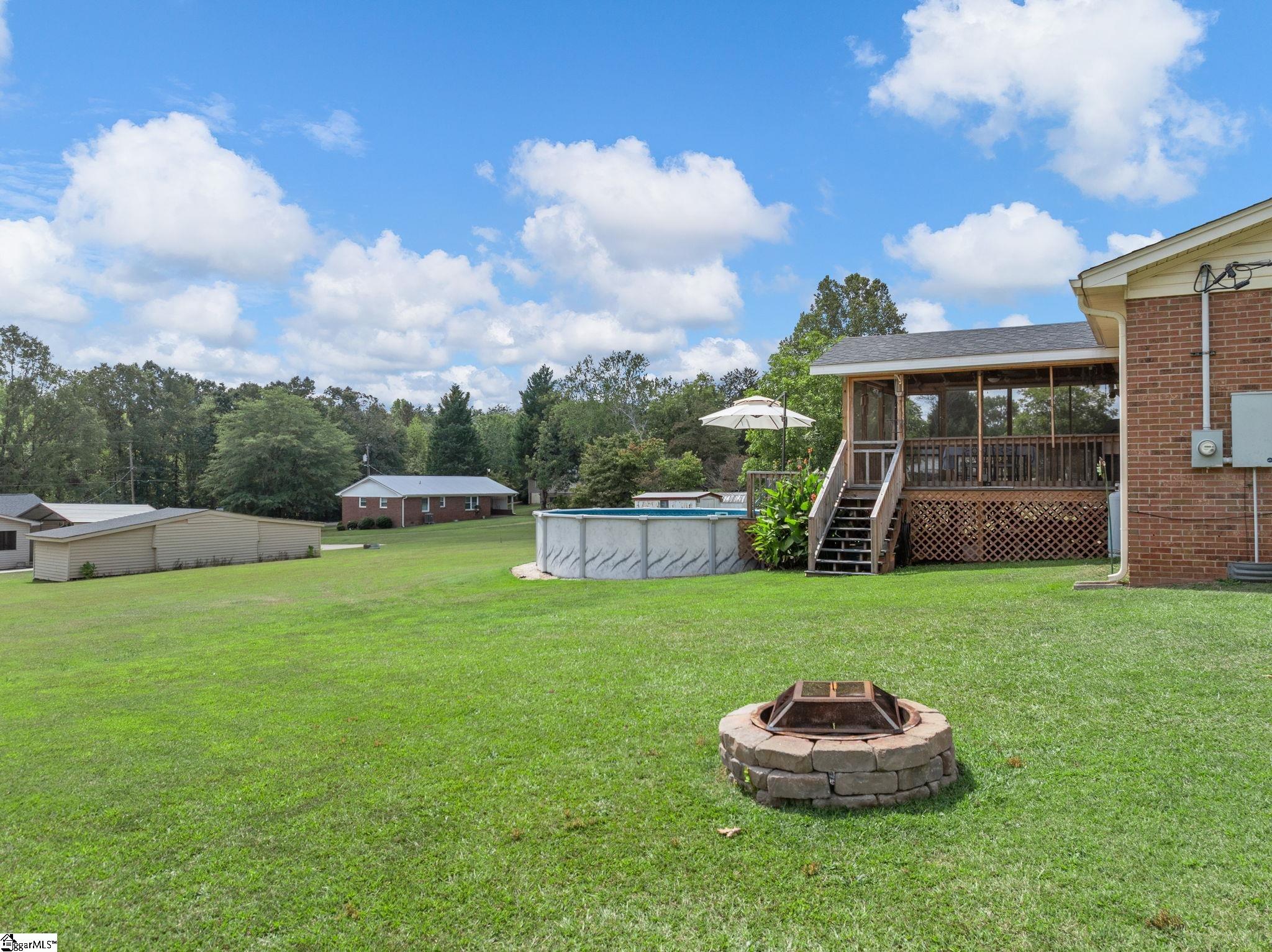 12 Lister Road Taylors, SC 29687