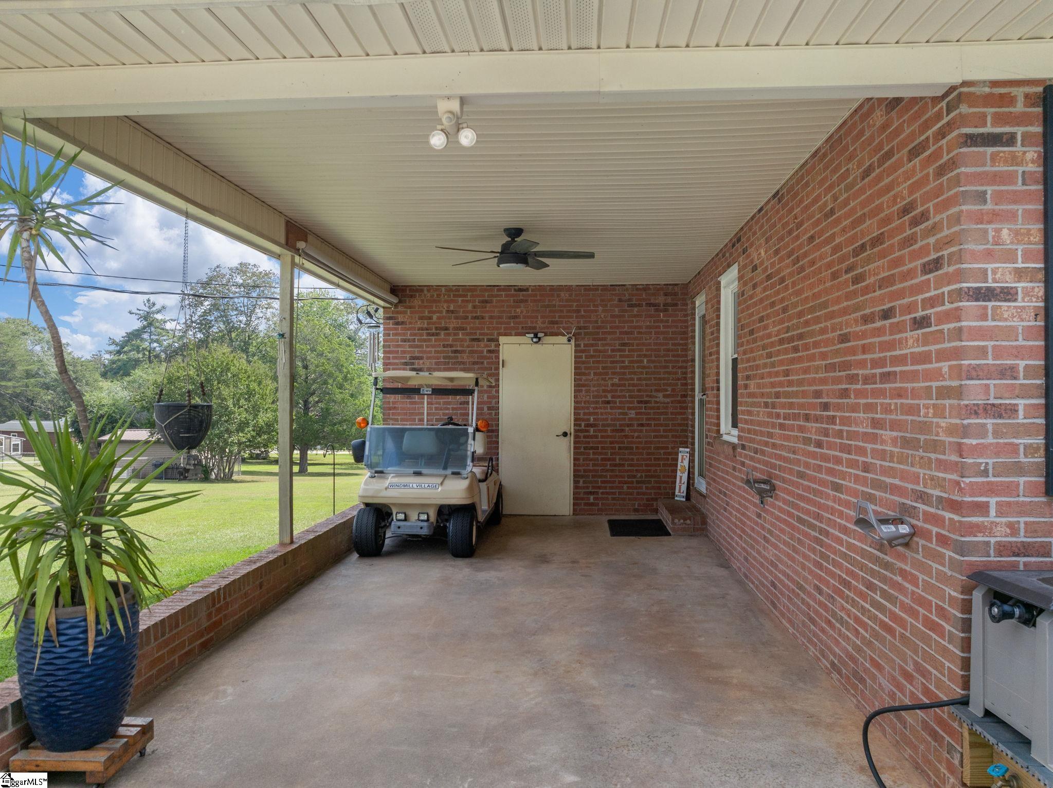 12 Lister Road Taylors, SC 29687
