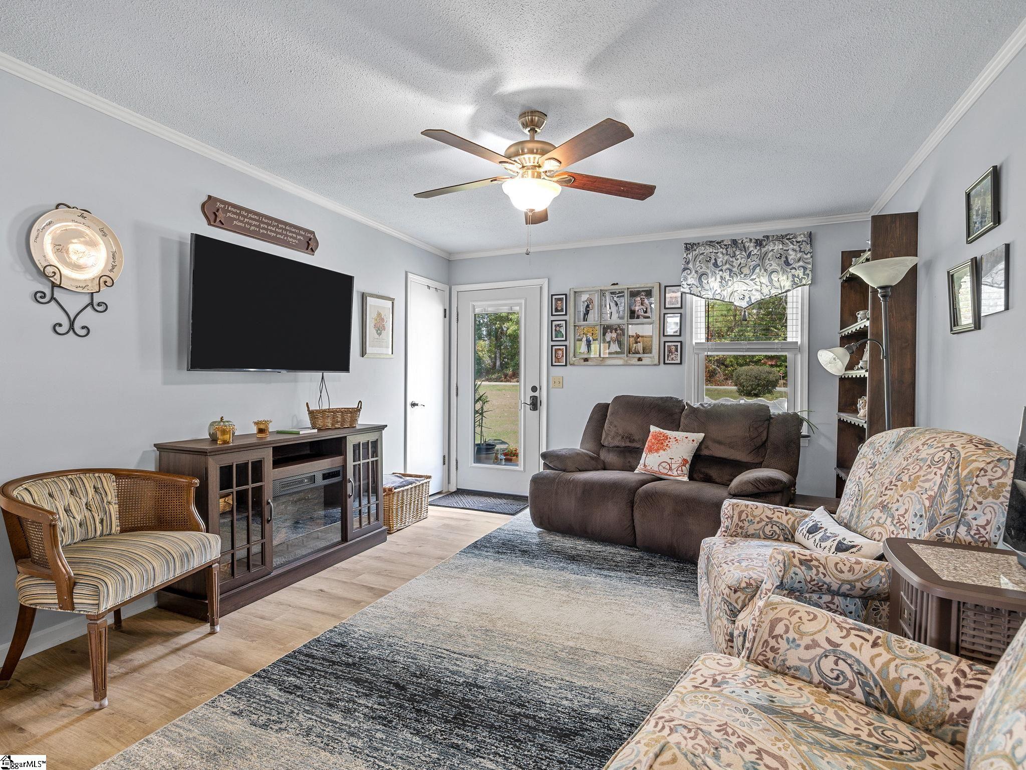 12 Lister Road Taylors, SC 29687