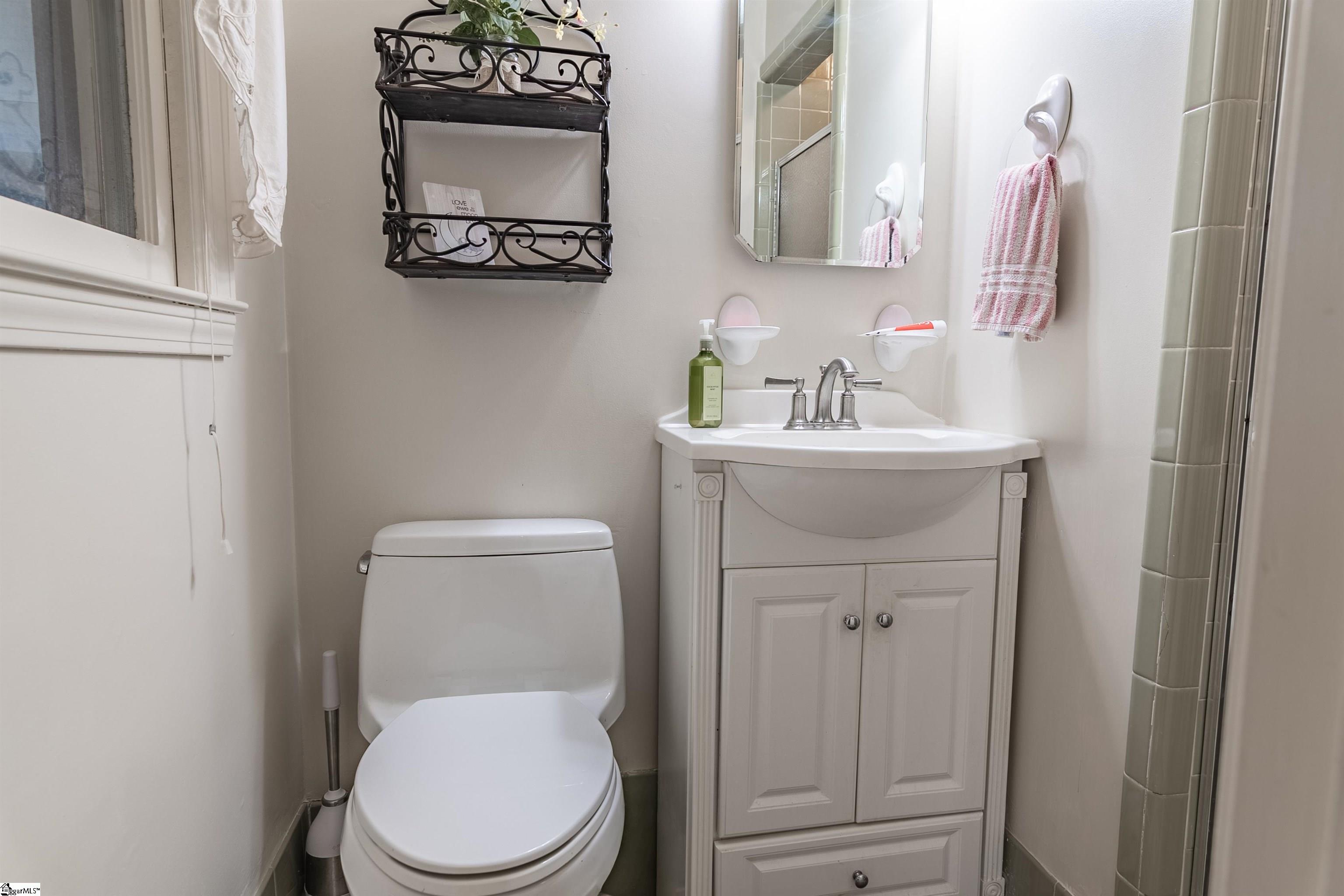 1206 Cely Road Easley, SC 29642