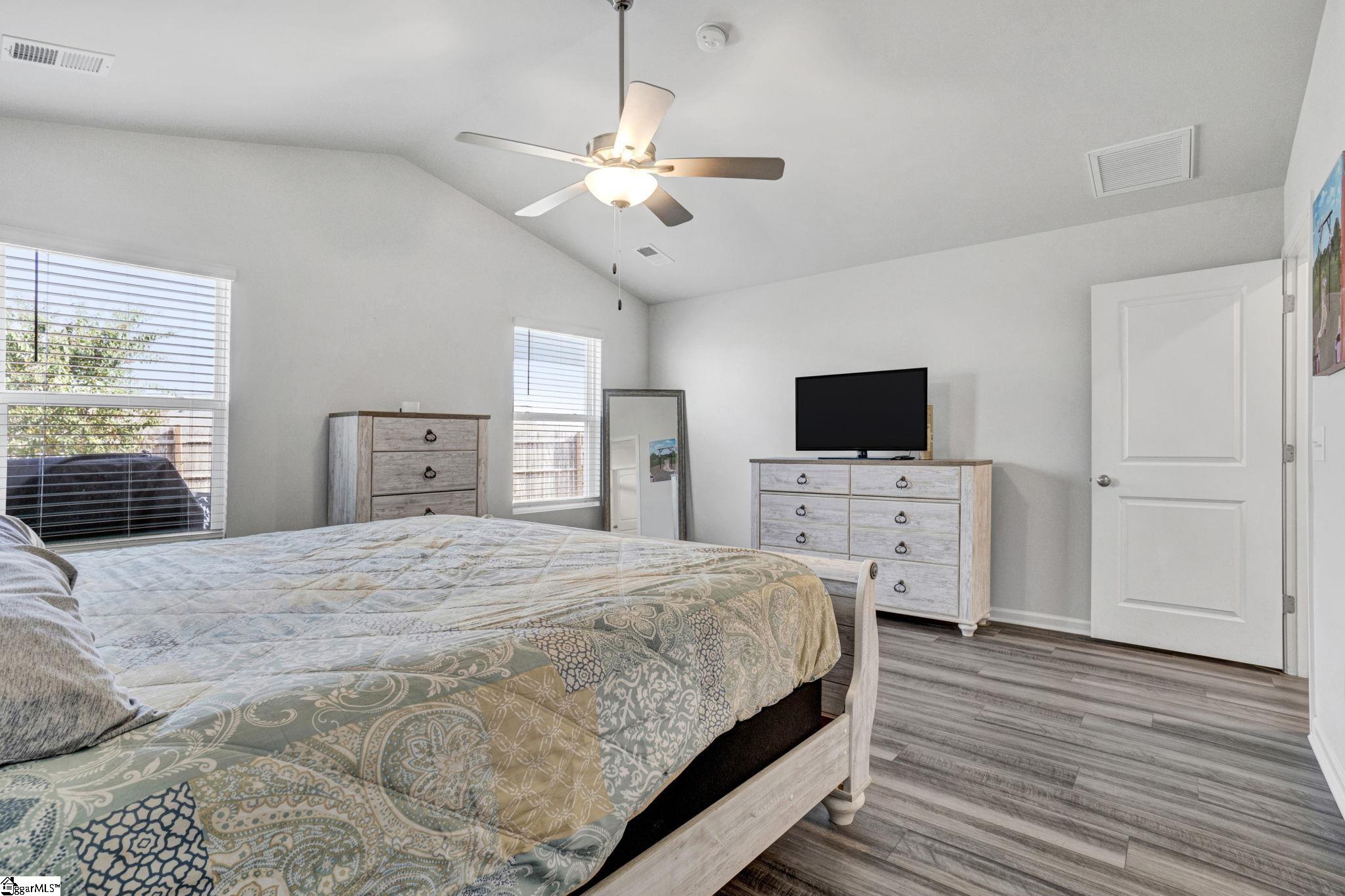 129 W Compass Way Easley, SC 29640