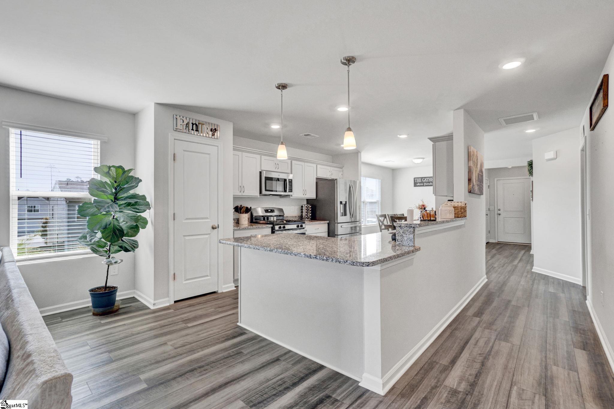 129 W Compass Way Easley, SC 29640