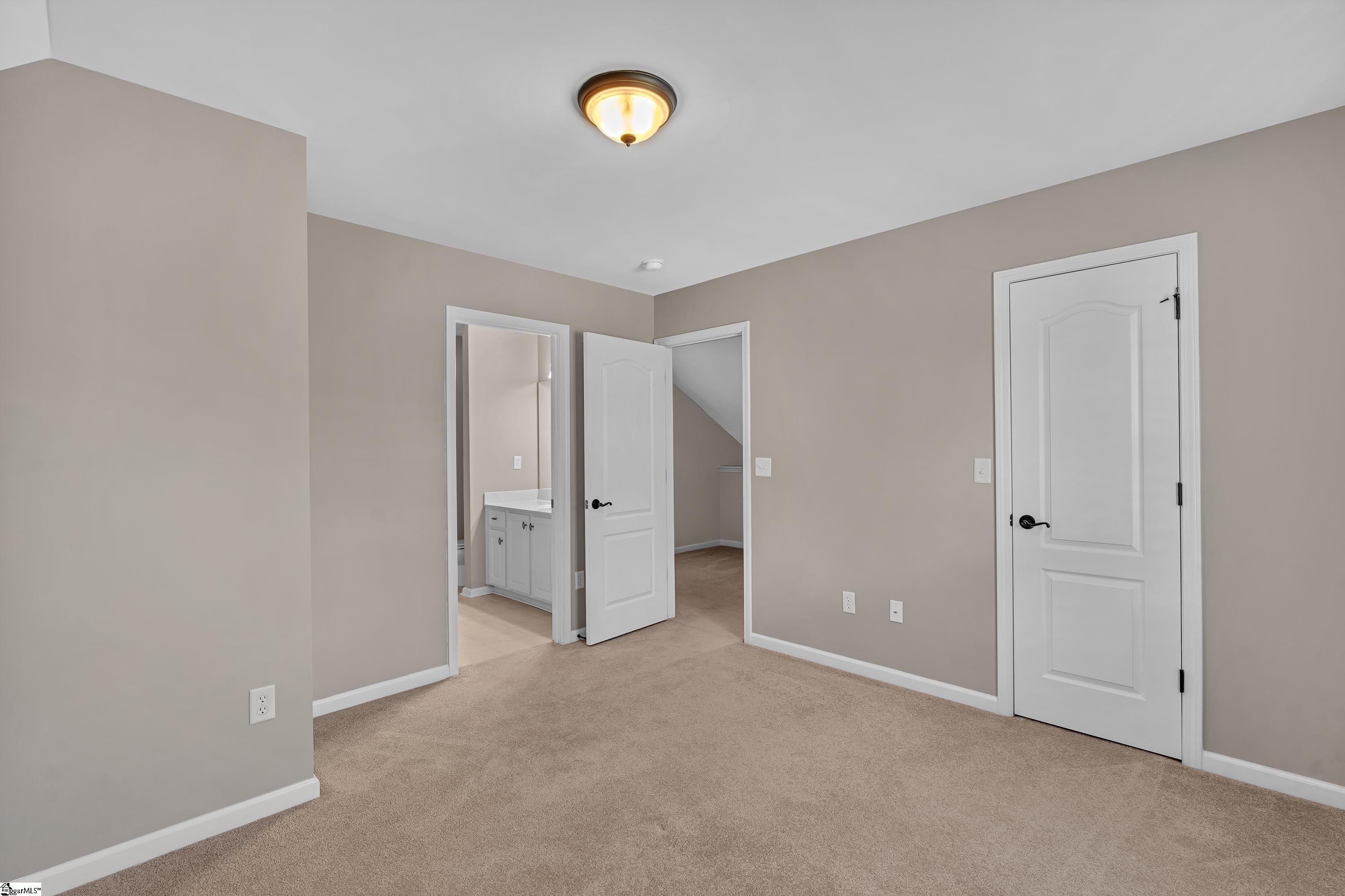 40 Barnwood Circle Greenville, SC 29607