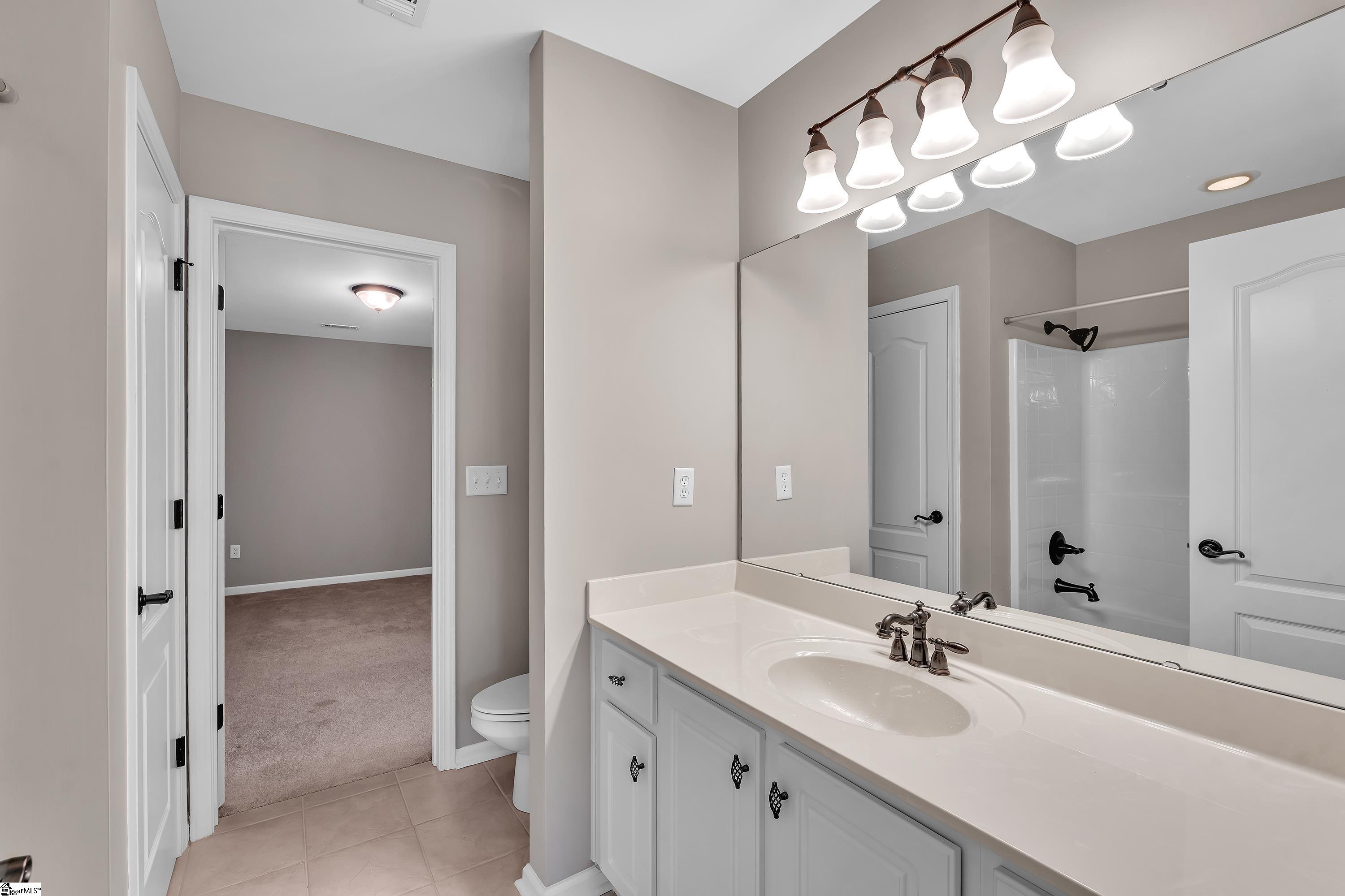 40 Barnwood Circle Greenville, SC 29607