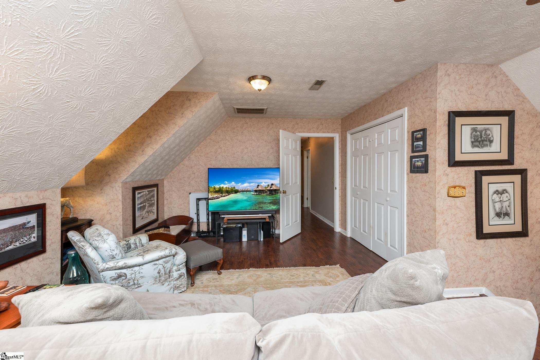 313 Shagbark Circle Simpsonville, SC 29680
