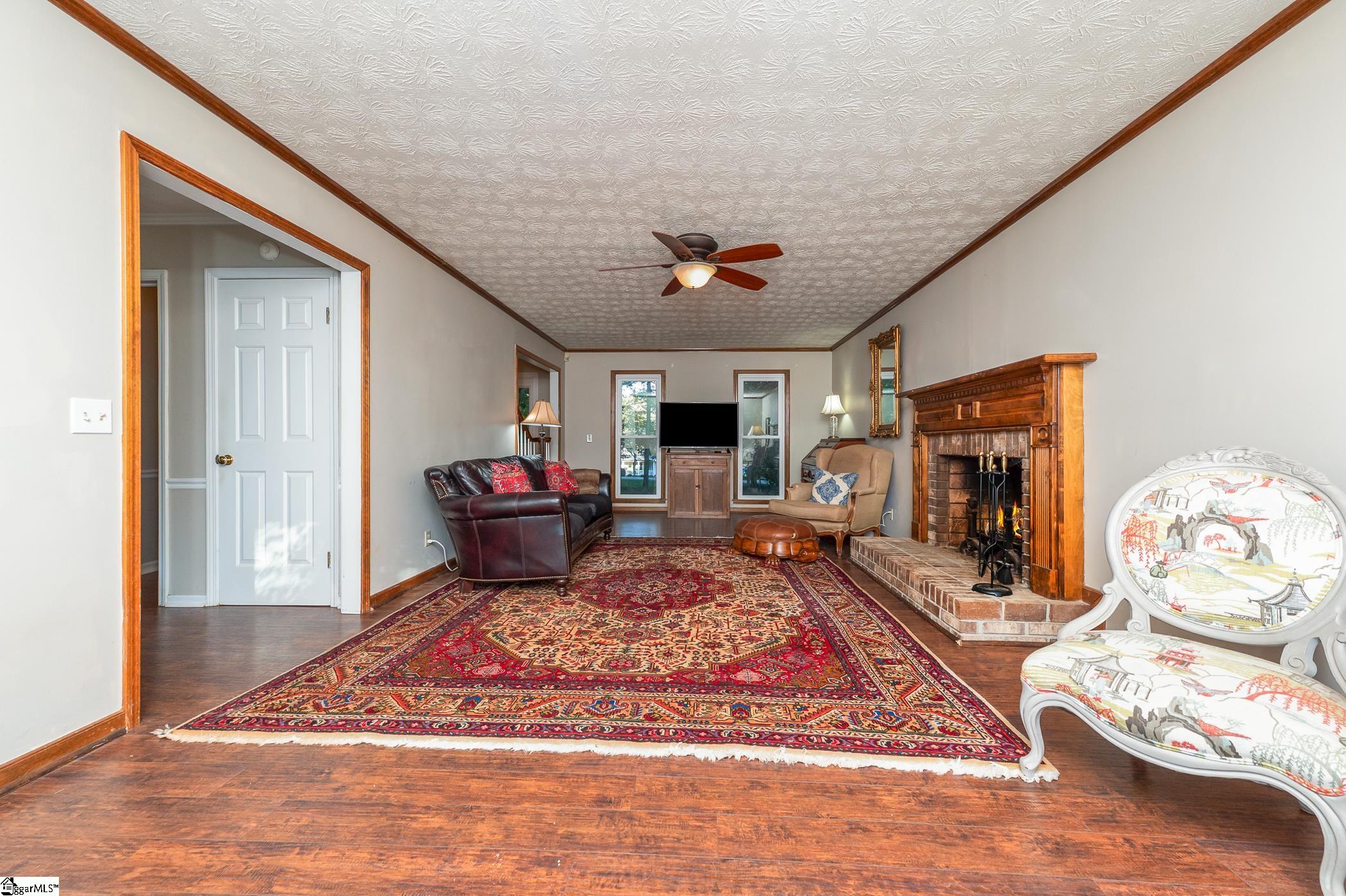 313 Shagbark Circle Simpsonville, SC 29680