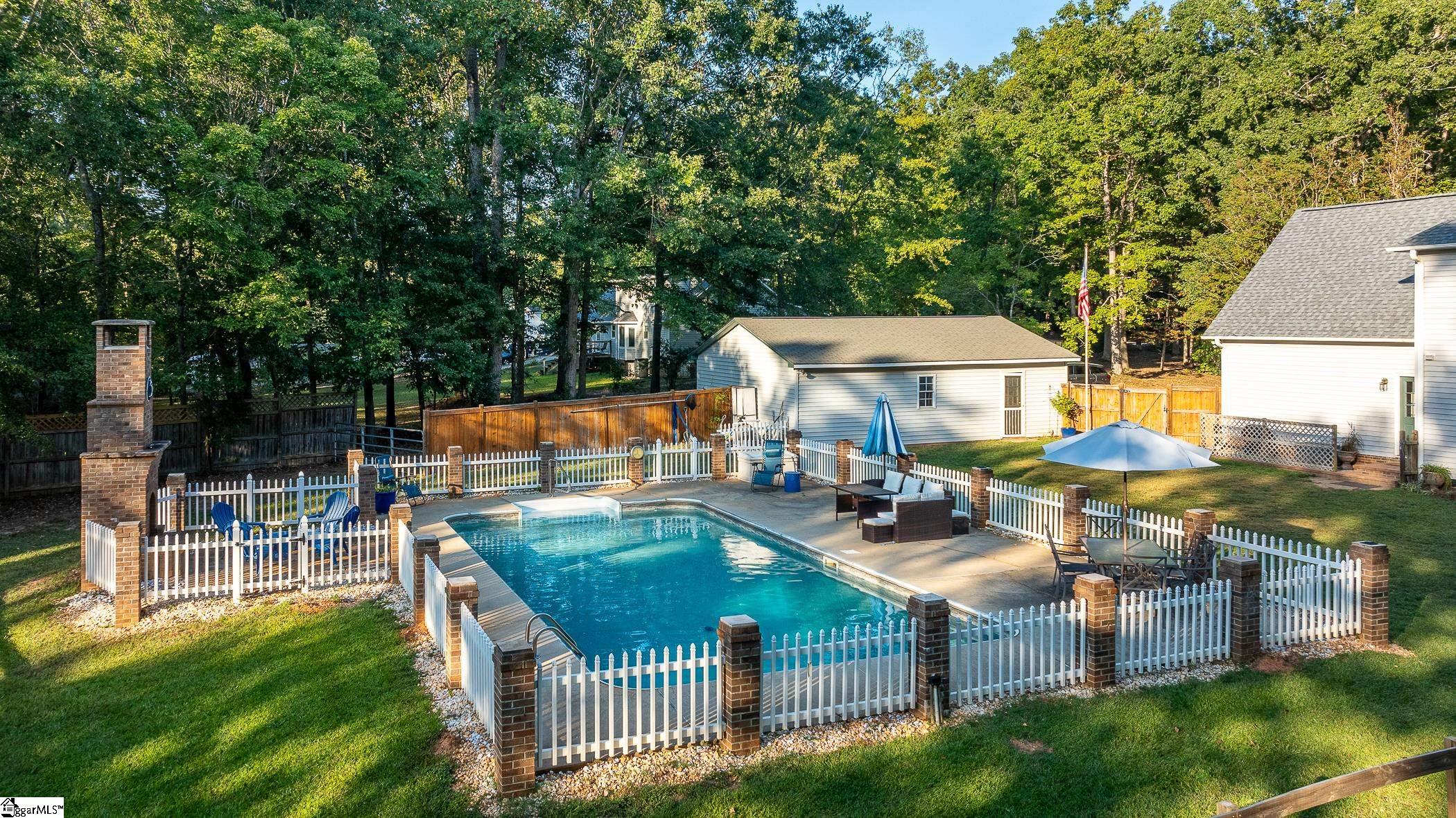 313 Shagbark Circle Simpsonville, SC 29680