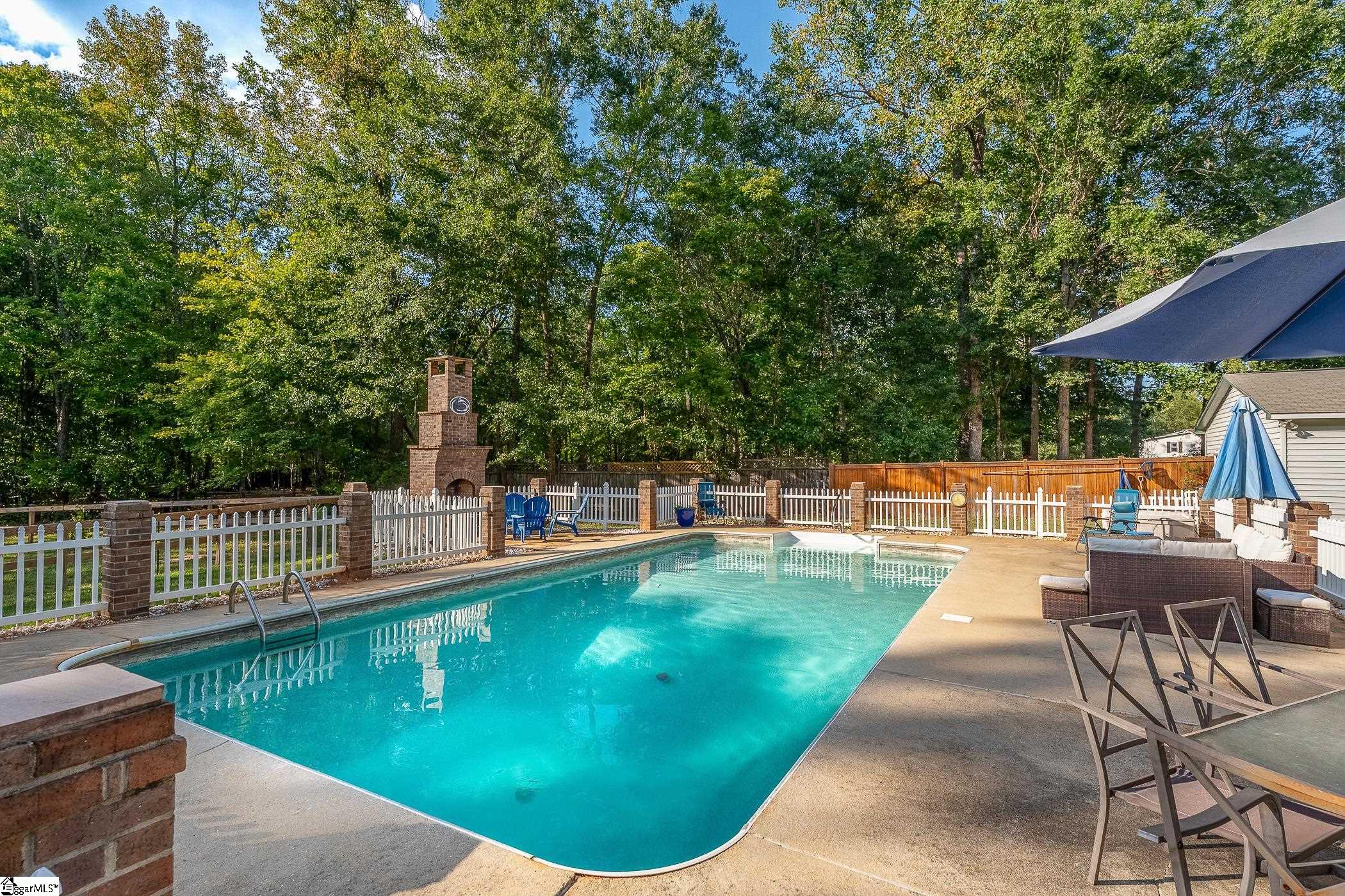 313 Shagbark Circle Simpsonville, SC 29680