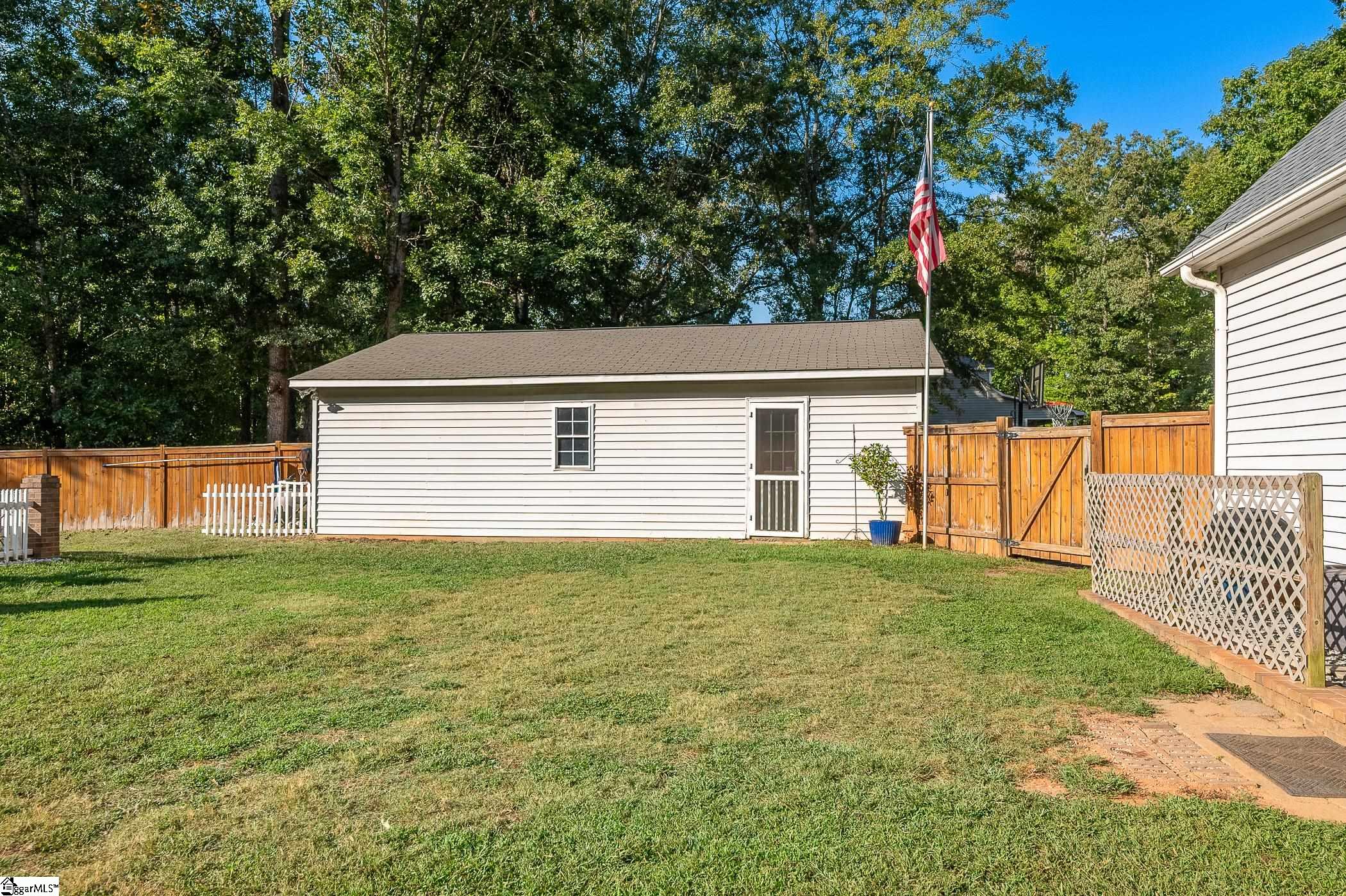 313 Shagbark Circle Simpsonville, SC 29680