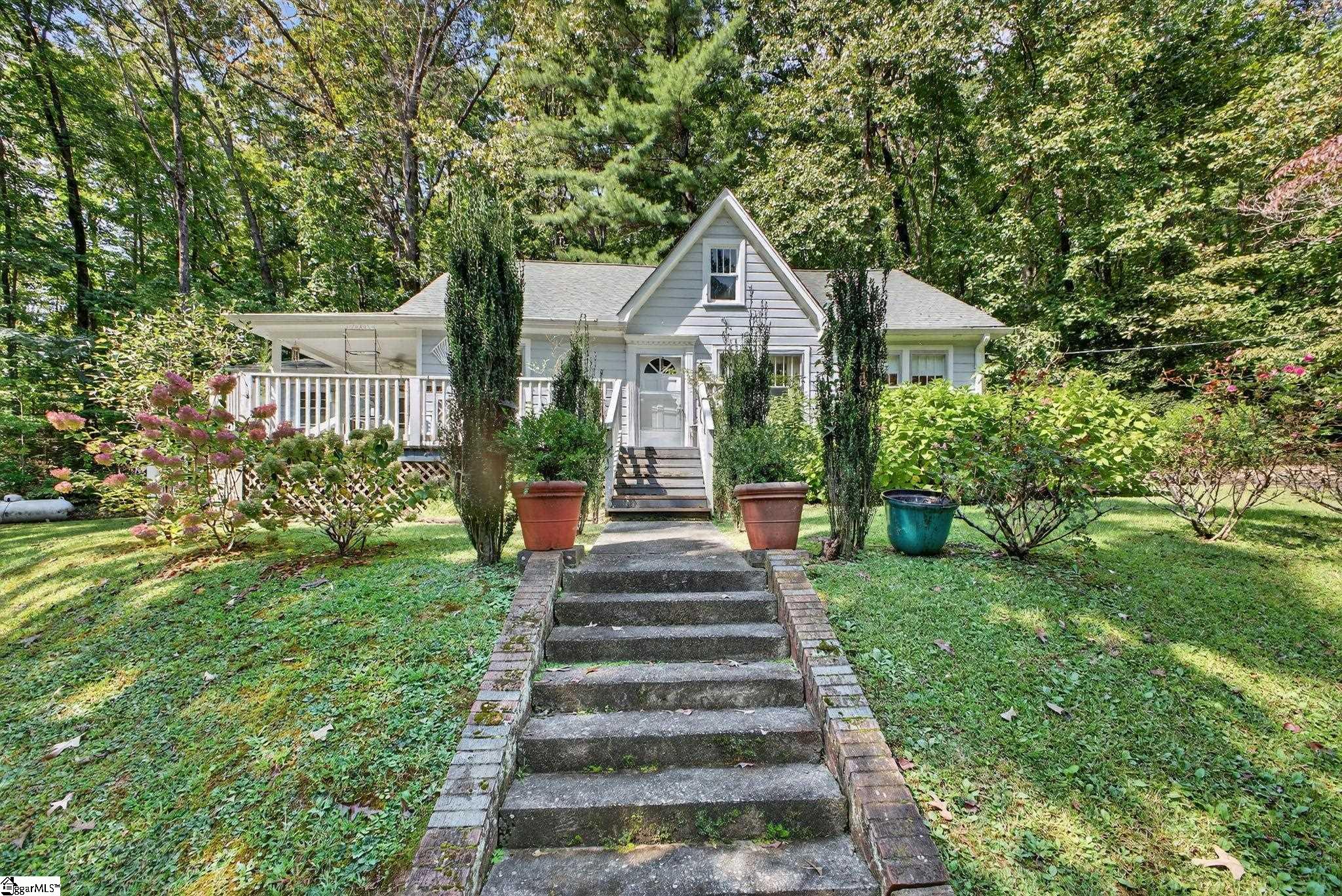 326 Caesars Head Highway Cleveland, SC 29635